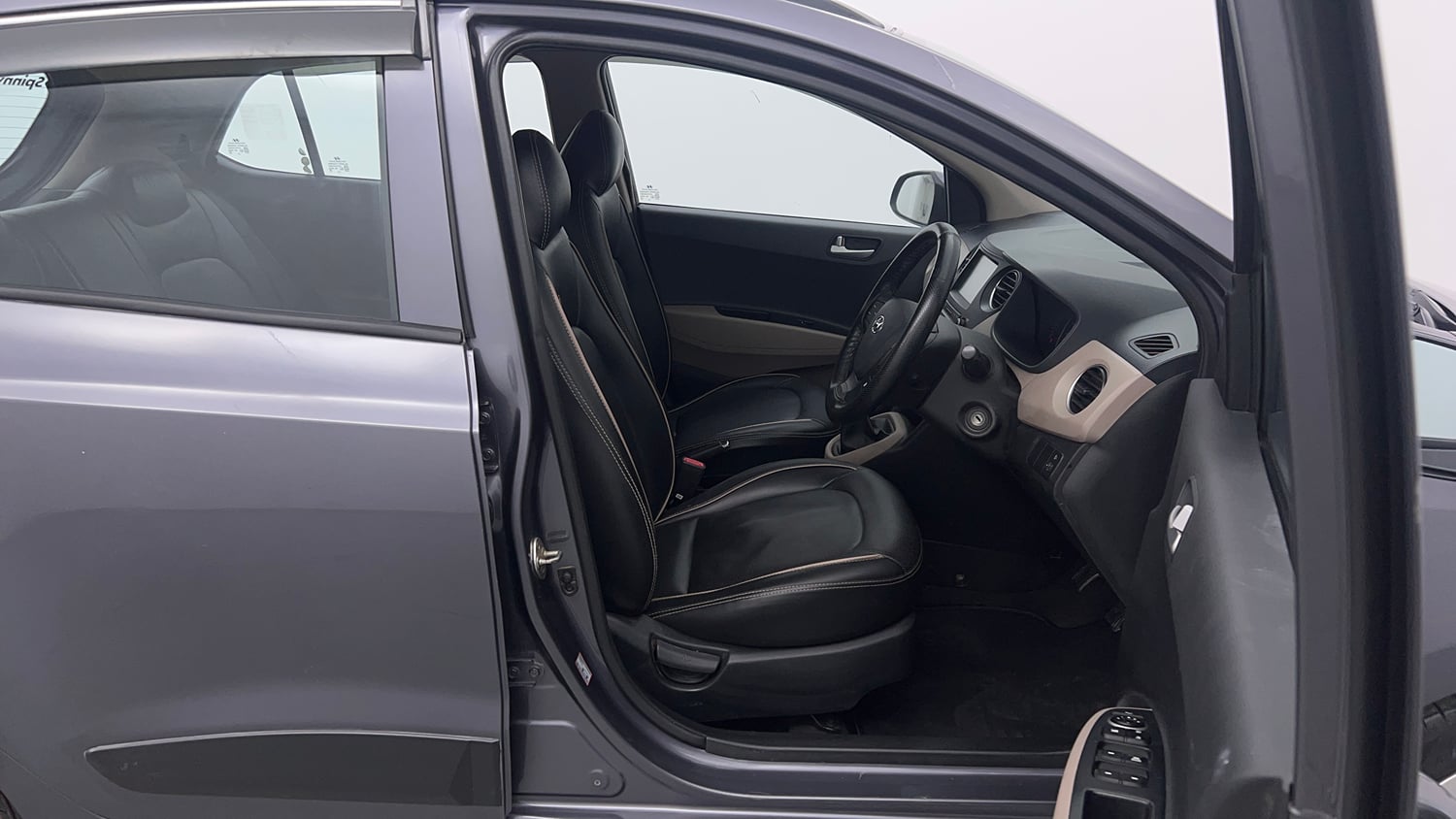 Used 2019 Hyundai Grand i10 Sportz 1.2 Kappa VTVT Petrol Manual interior RIGHT SIDE FRONT DOOR CABIN VIEW