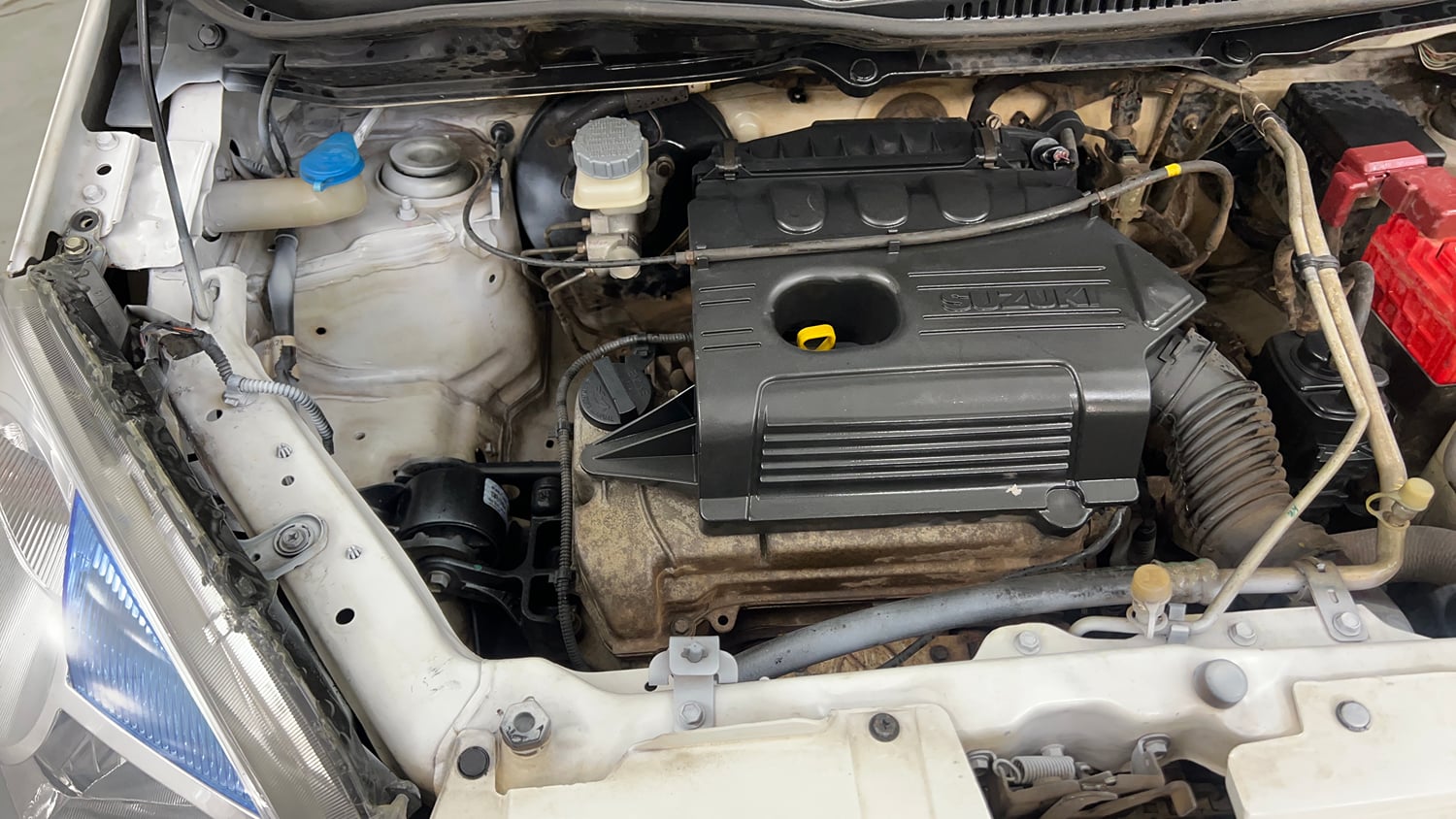 Used 2014 Maruti Suzuki Wagon R VXI Petrol Manual engine ENGINE RIGHT SIDE VIEW