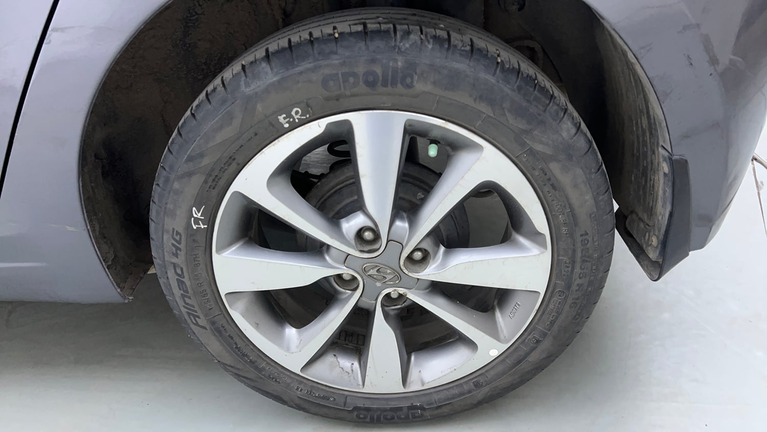 Used 2017 Hyundai Elite i20 Asta 1.2 Petrol Manual tyres LEFT REAR TYRE RIM VIEW