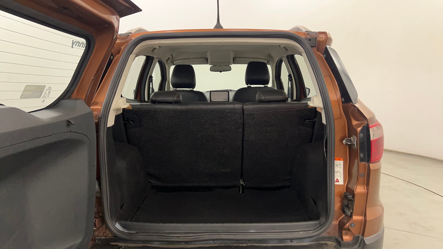 Used 2019 Ford EcoSport Titanium 1.5L TDCi Diesel Manual interior DICKY INSIDE VIEW