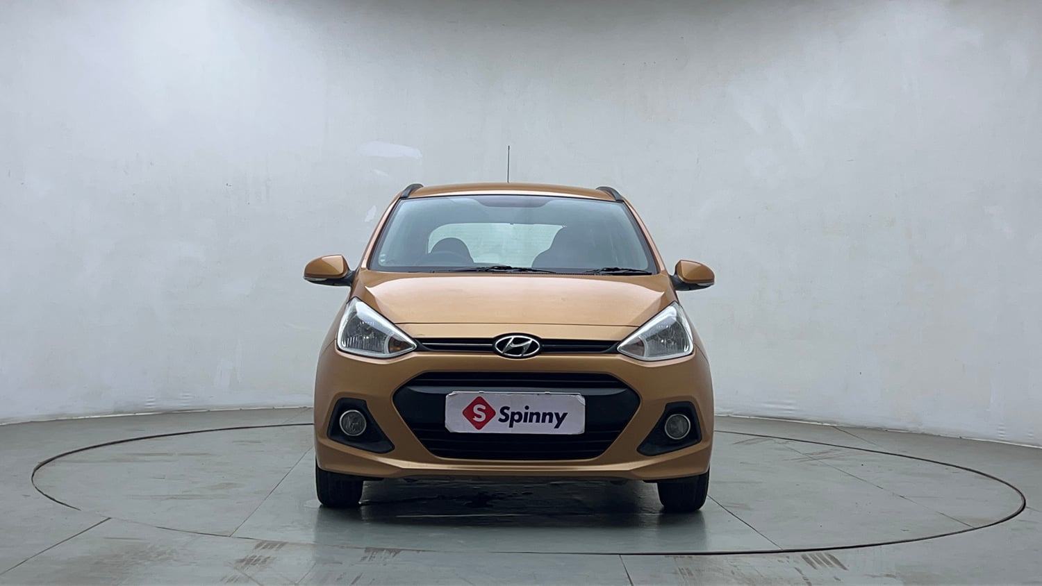 Used 2016 Hyundai Grand i10 Asta 1.2 Kappa VTVT Petrol Manual exterior FRONT VIEW