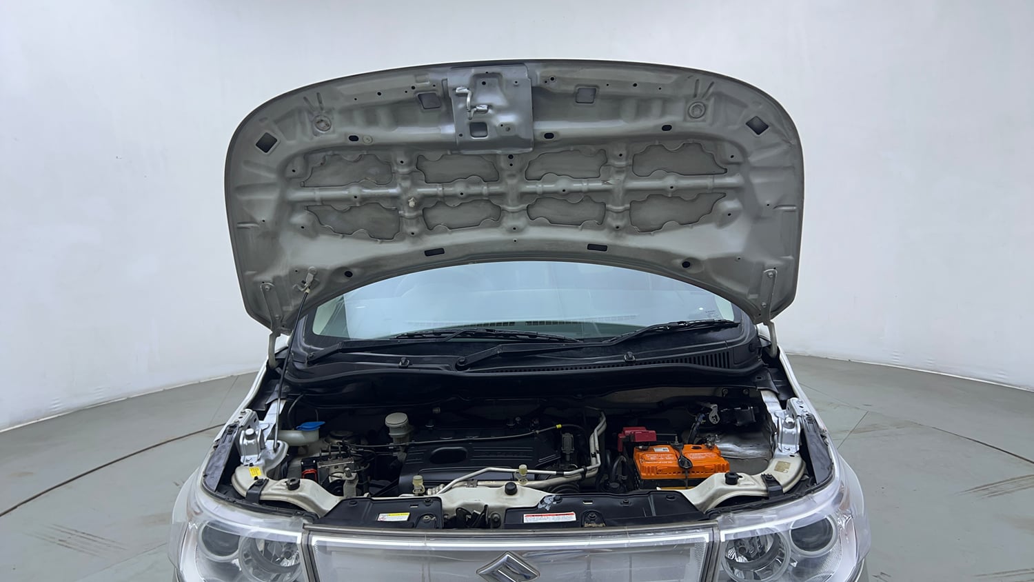 Used 2018 Maruti Suzuki Wagon R VXI+ (O) Petrol Manual engine ENGINE & BONNET OPEN FRONT VIEW