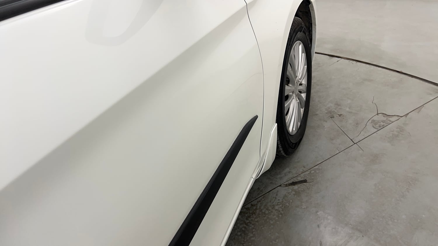 Used 2022 Maruti Suzuki Ciaz Zeta 1.5 Petrol Manual dents MINOR SCRATCH