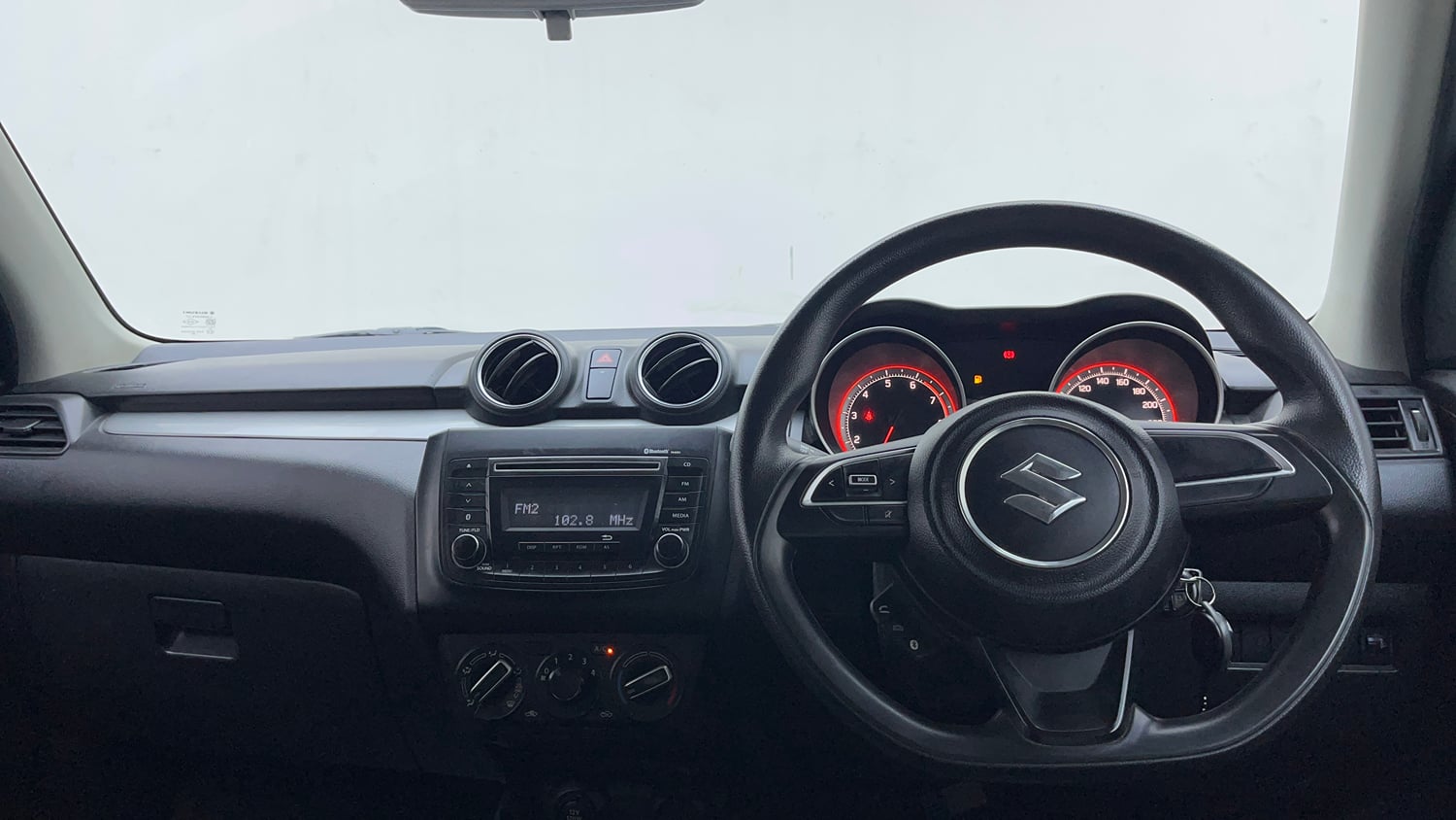 Used 2019 Maruti Suzuki Swift VXi Petrol Manual interior DASHBOARD VIEW
