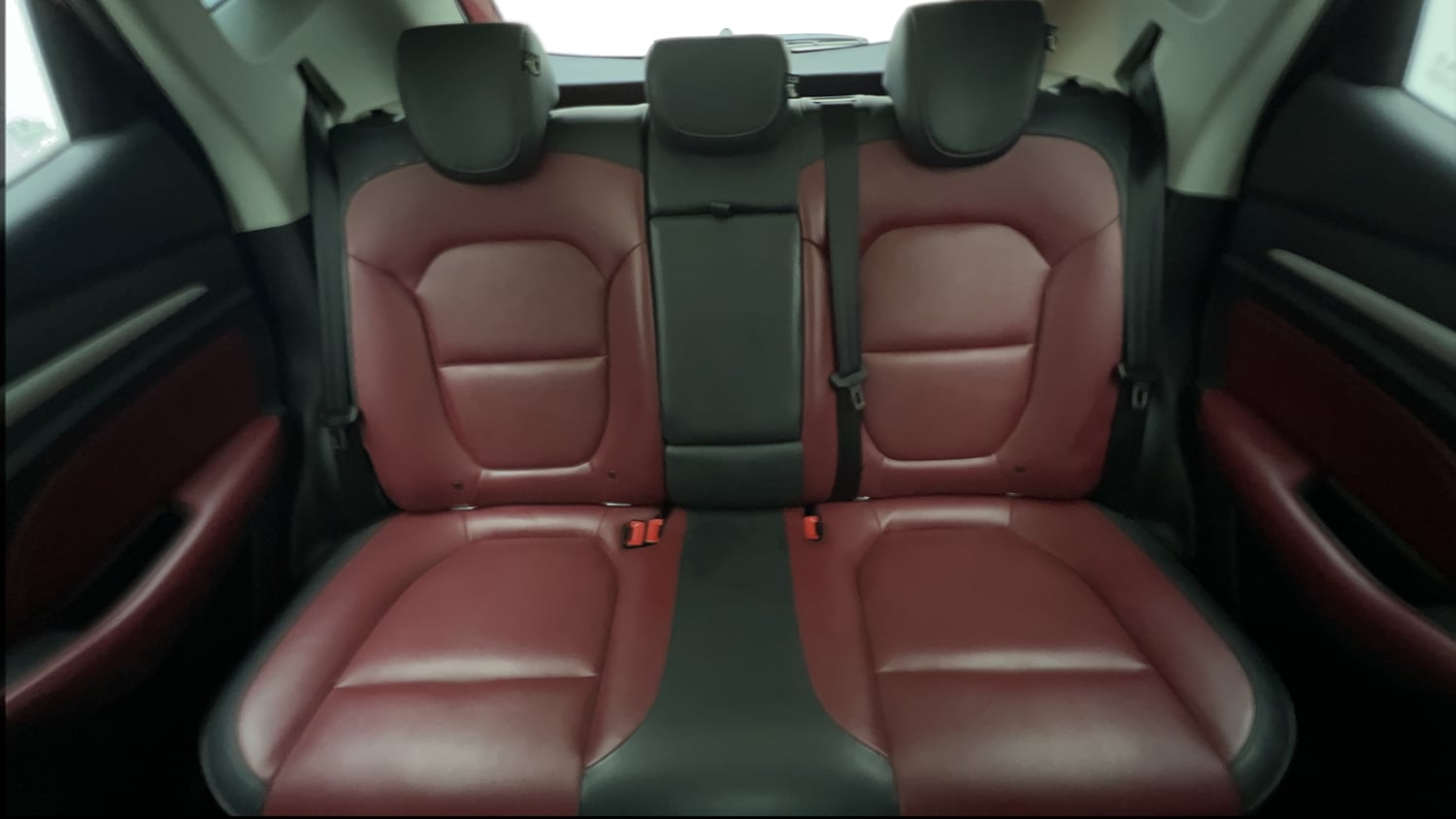 Used 2022 MG Motors Astor Savvy 1.3 Turbo AT S Red Petrol Automatic interior REAR SEAT CONDITION VIEW