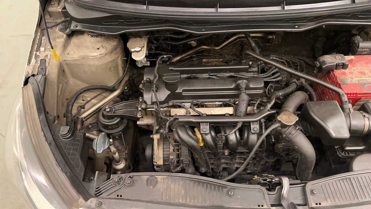Used 2013 Hyundai i20 Asta 1.2 Petrol Manual engine ENGINE RIGHT SIDE VIEW