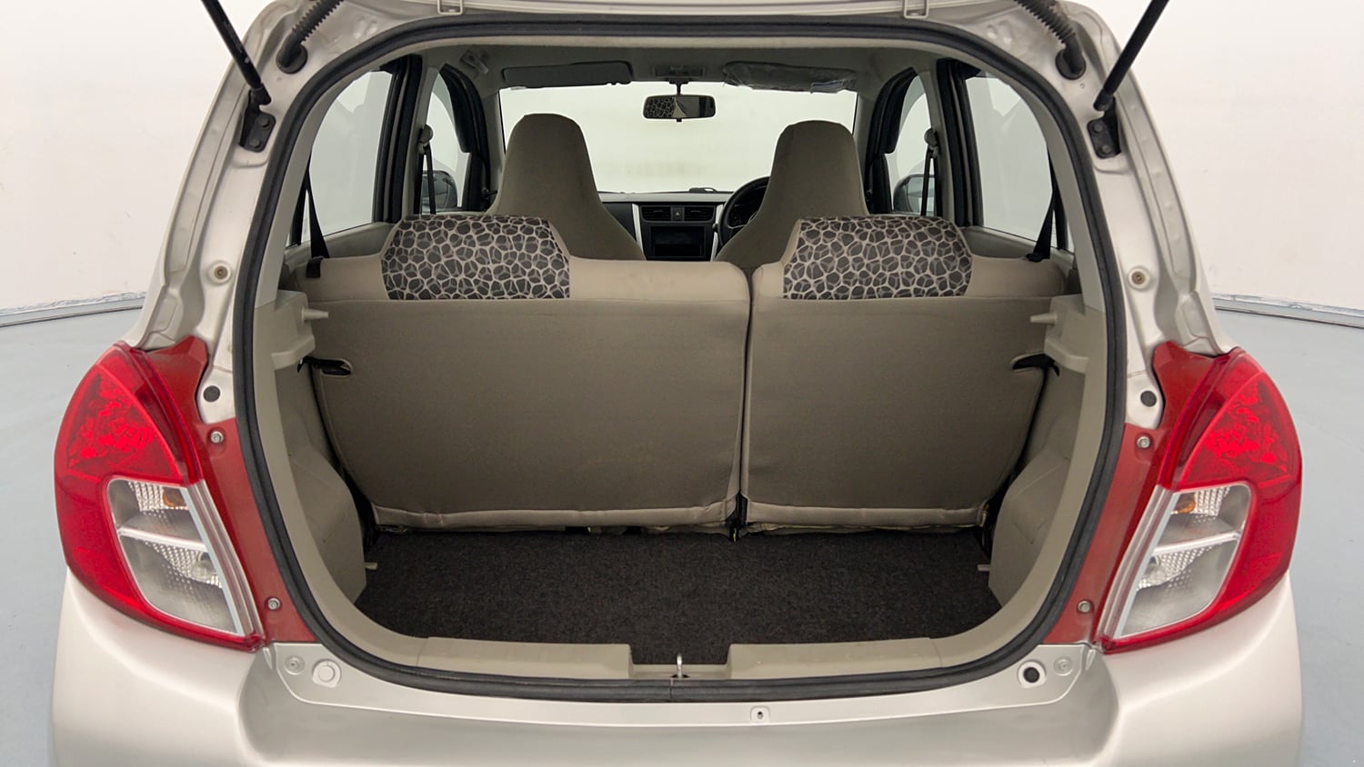 Used 2014 Maruti Suzuki Celerio VXi AMT Petrol Automatic interior DICKY INSIDE VIEW
