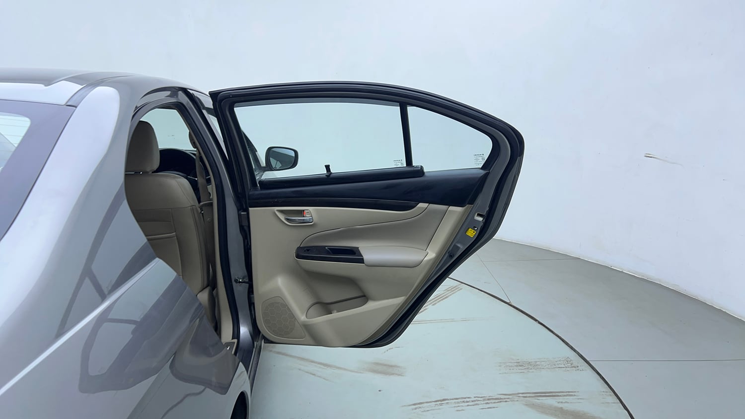 Used 2018 Maruti Suzuki Ciaz Alpha 1.4 AT Petrol Automatic interior RIGHT REAR DOOR OPEN VIEW