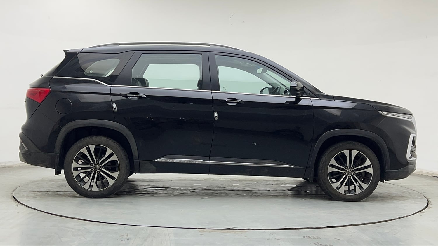 Used 2022 MG Motors Hector Sharp 2.0 Diesel Turbo MT Diesel Manual exterior RIGHT SIDE VIEW