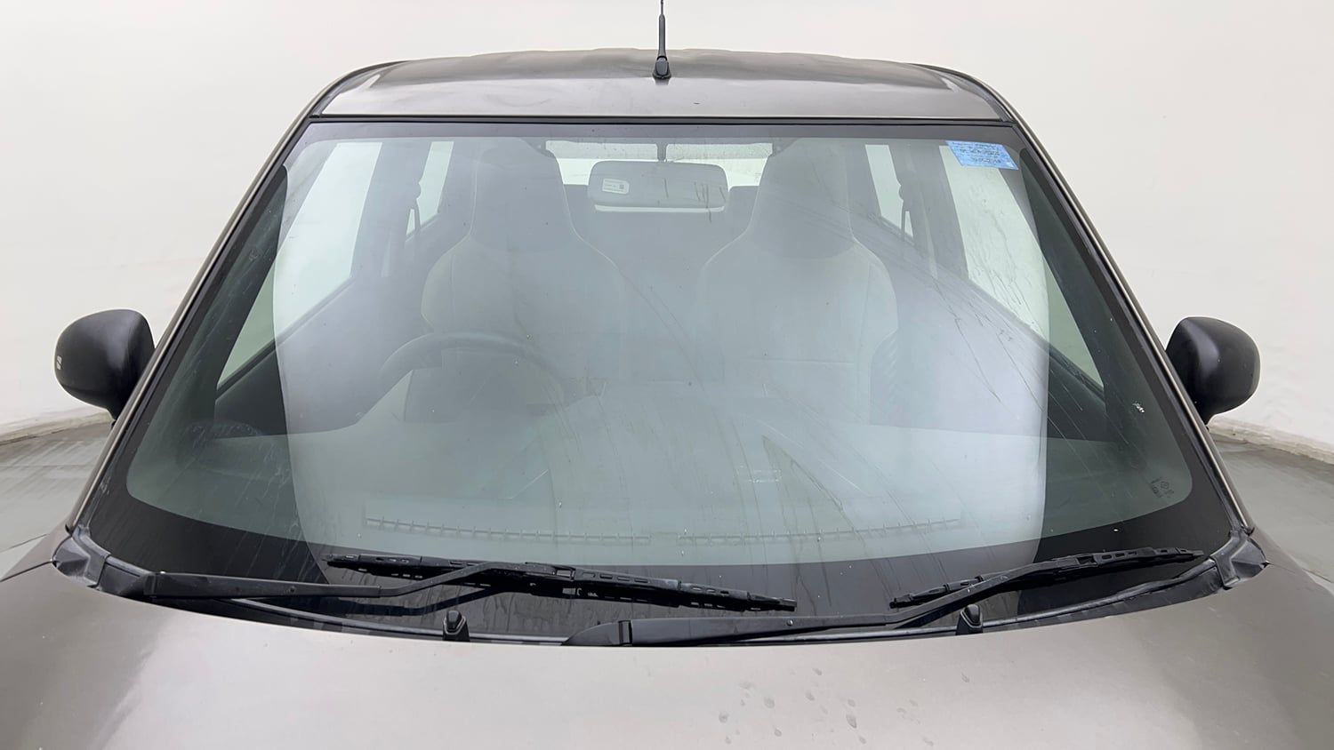 Used 2019 Maruti Suzuki Wagon R LXi 1.0 CNG Cng Manual exterior FRONT WINDSHIELD VIEW