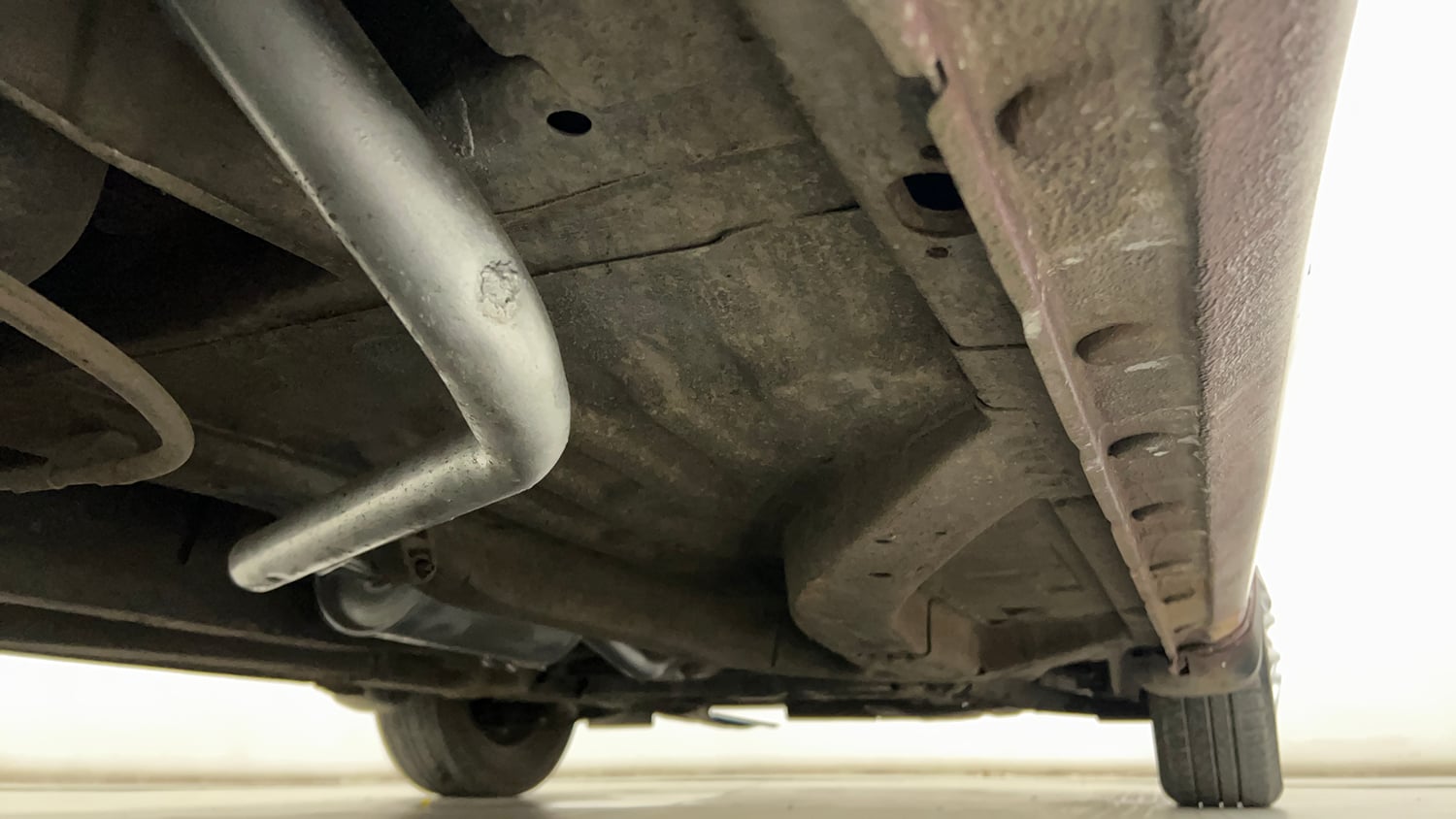 Used 2014 Honda Amaze 1.2 S i-VTEC Petrol Manual extra REAR RIGHT UNDERBODY VIEW