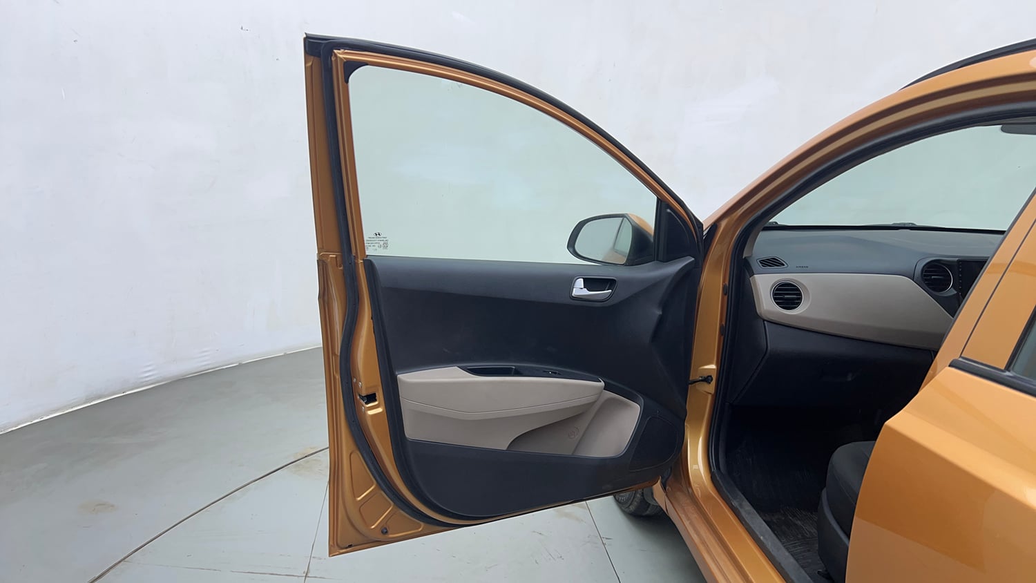 Used 2016 Hyundai Grand i10 Asta 1.2 Kappa VTVT Petrol Manual interior LEFT FRONT DOOR OPEN VIEW