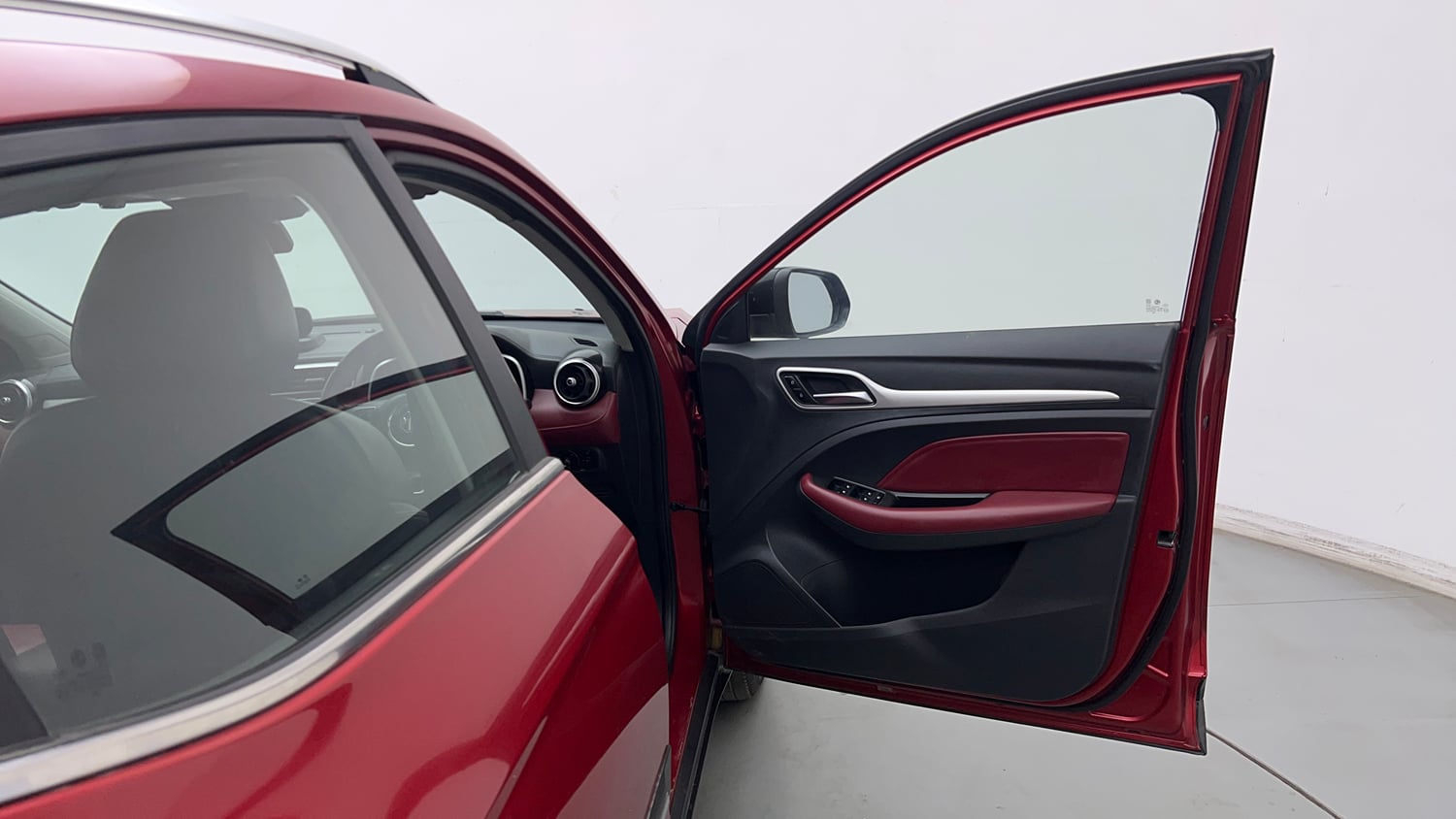 Used 2022 MG Motors Astor Savvy 1.3 Turbo AT S Red Petrol Automatic interior RIGHT FRONT DOOR OPEN VIEW