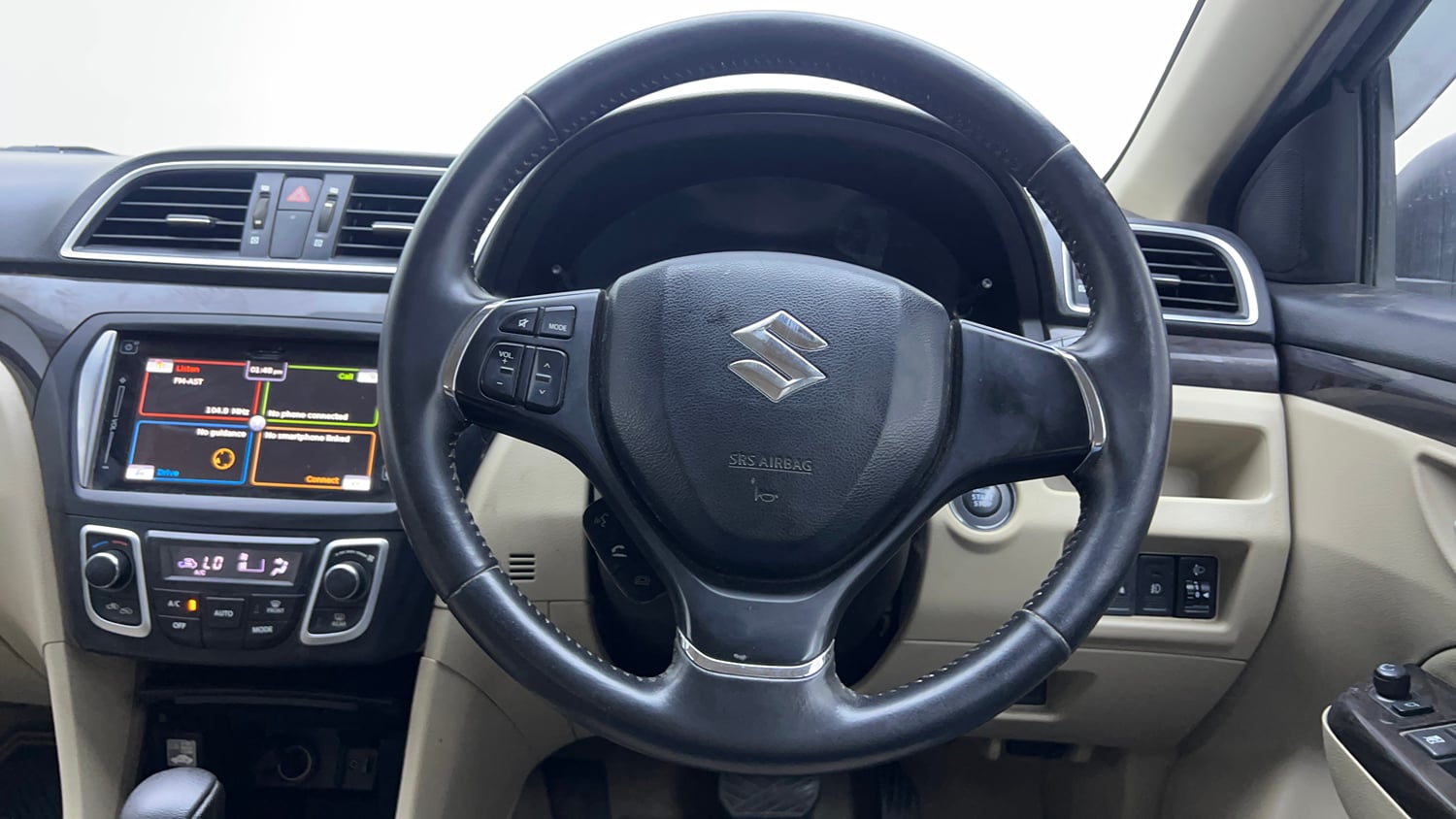 Used 2018 Maruti Suzuki Ciaz Alpha 1.4 AT Petrol Automatic interior STEERING VIEW