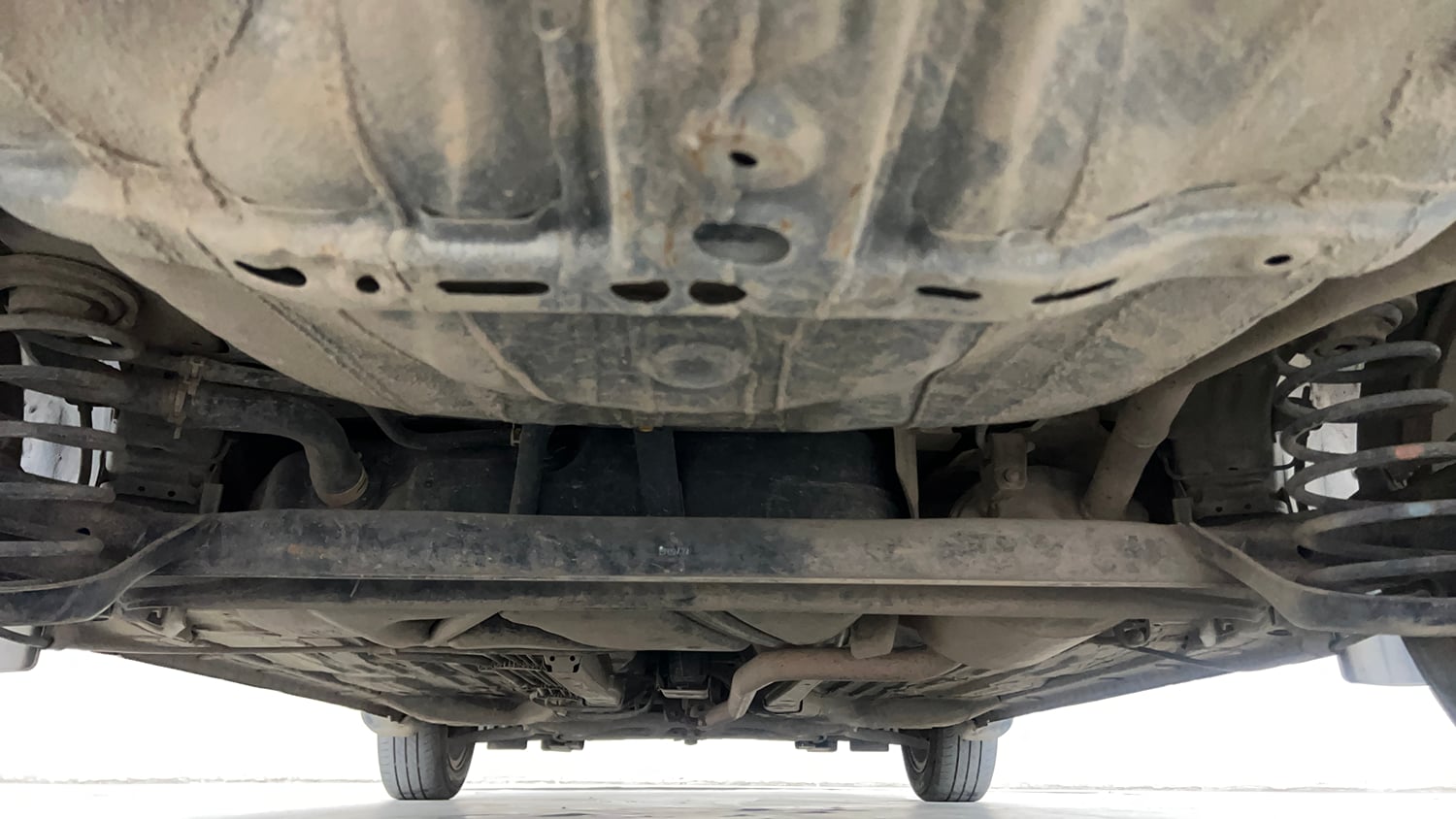 Used 2022 Honda Amaze VX CVT 1.2 Petrol Petrol Automatic extra REAR UNDERBODY VIEW (TAKEN FROM REAR)