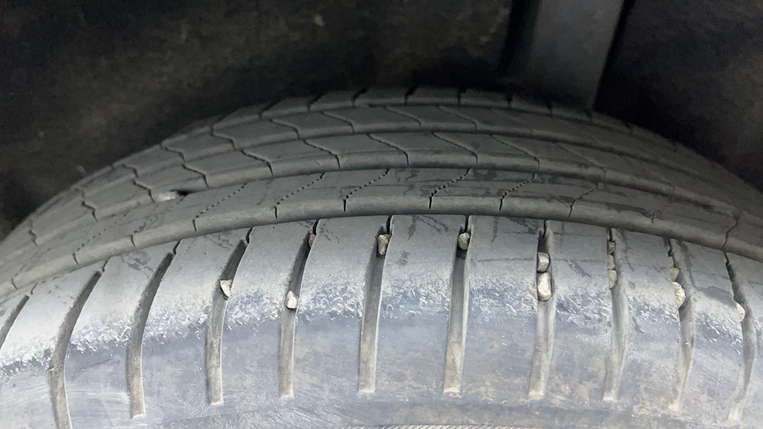 Used 2018 Ford EcoSport Titanium 1.5L TDCi Diesel Manual tyres LEFT REAR TYRE TREAD VIEW