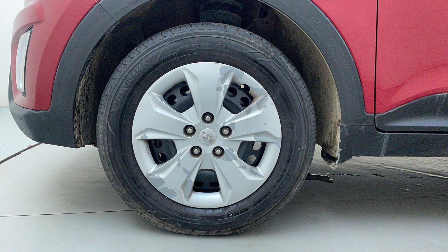Used 2017 Hyundai Creta E Plus 1.6 Petrol Petrol Manual tyres LEFT FRONT TYRE RIM VIEW