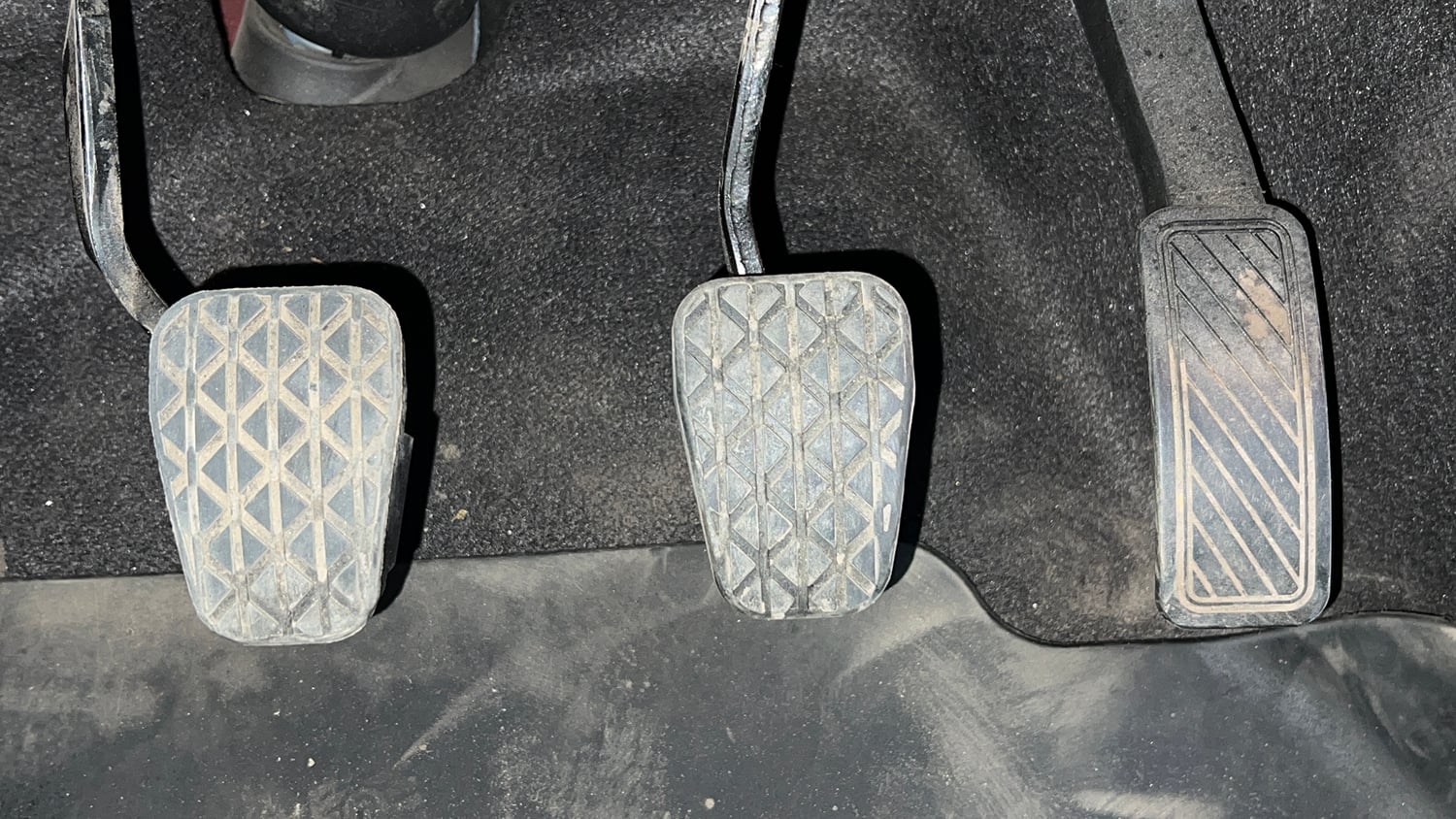 Used 2019 Ford Freestyle Titanium Plus 1.2 Ti-VCT Petrol Manual interior PEDALS VIEW