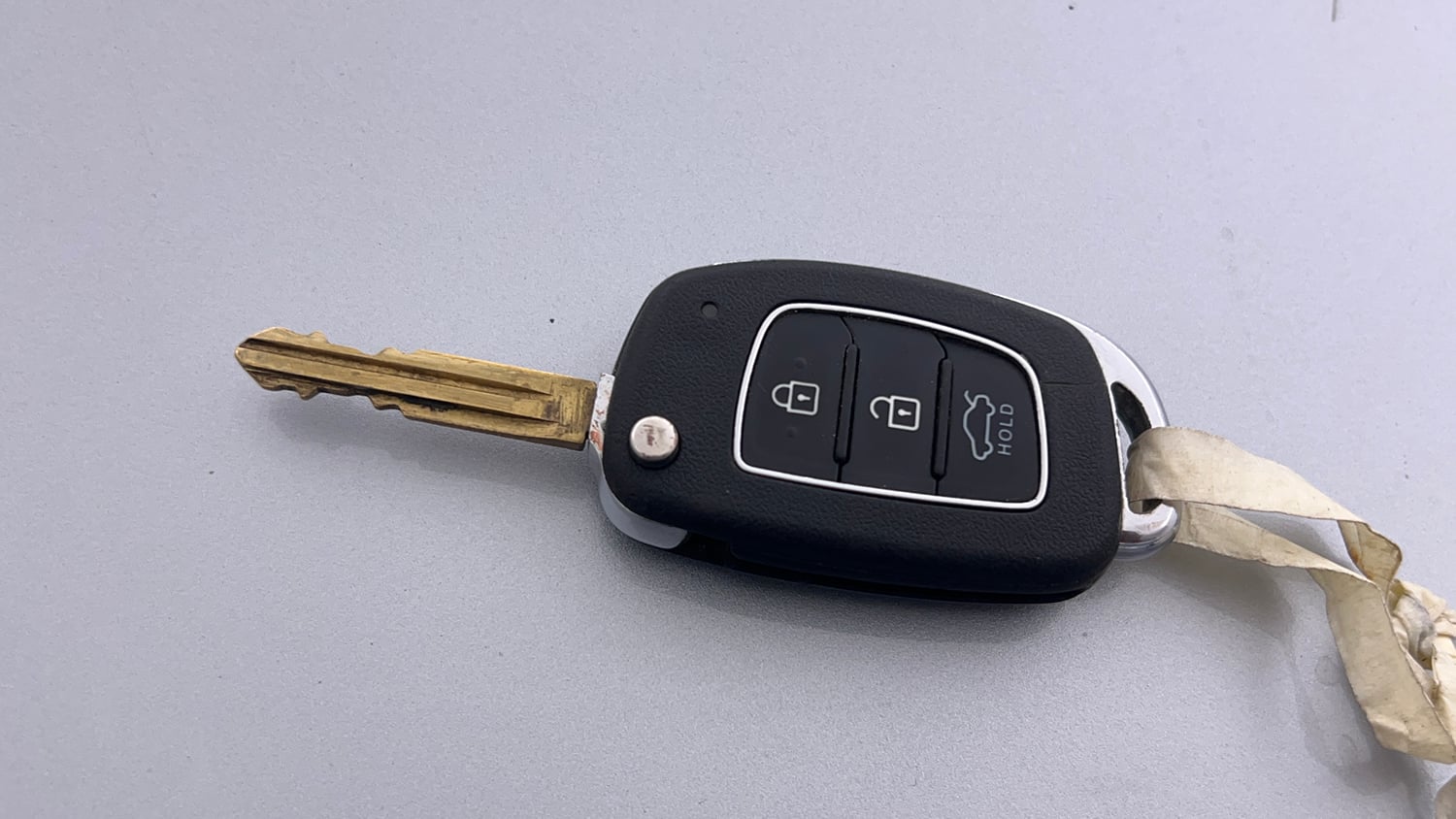 Used 2023 Hyundai Aura S 1.2 Petrol Petrol Manual extra CAR KEY VIEW
