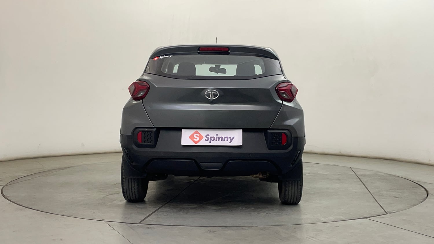 Used 2023 Tata Punch Accomplished MT Petrol Manual exterior BACK VIEW