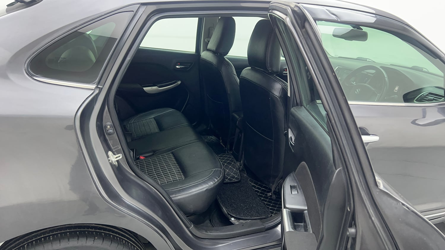 Used 2016 Maruti Suzuki Baleno Zeta 1.2 AT Petrol Automatic interior RIGHT SIDE REAR DOOR CABIN VIEW