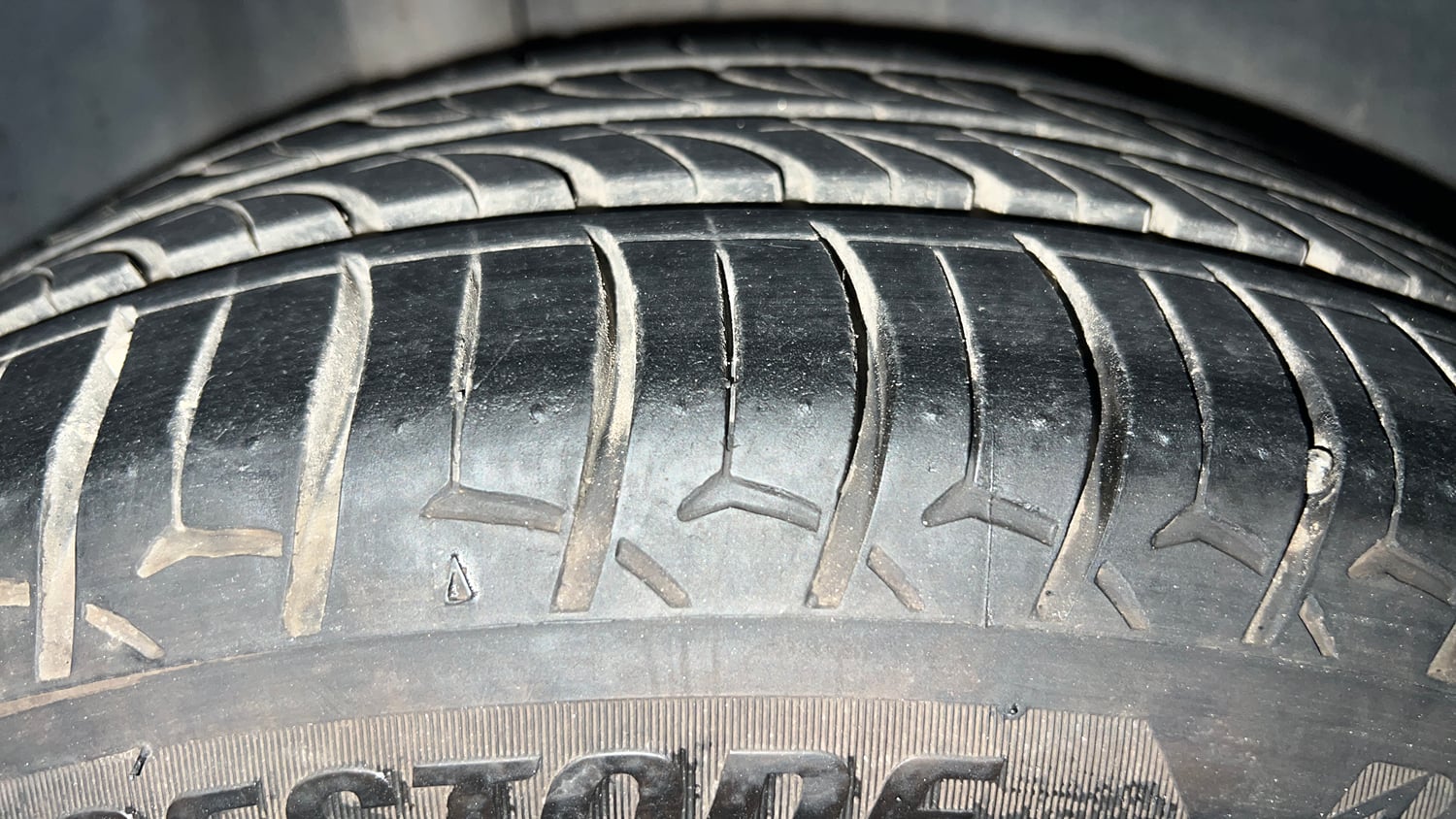 Used 2019 Ford Freestyle Titanium Plus 1.2 Ti-VCT Petrol Manual tyres RIGHT REAR TYRE TREAD VIEW