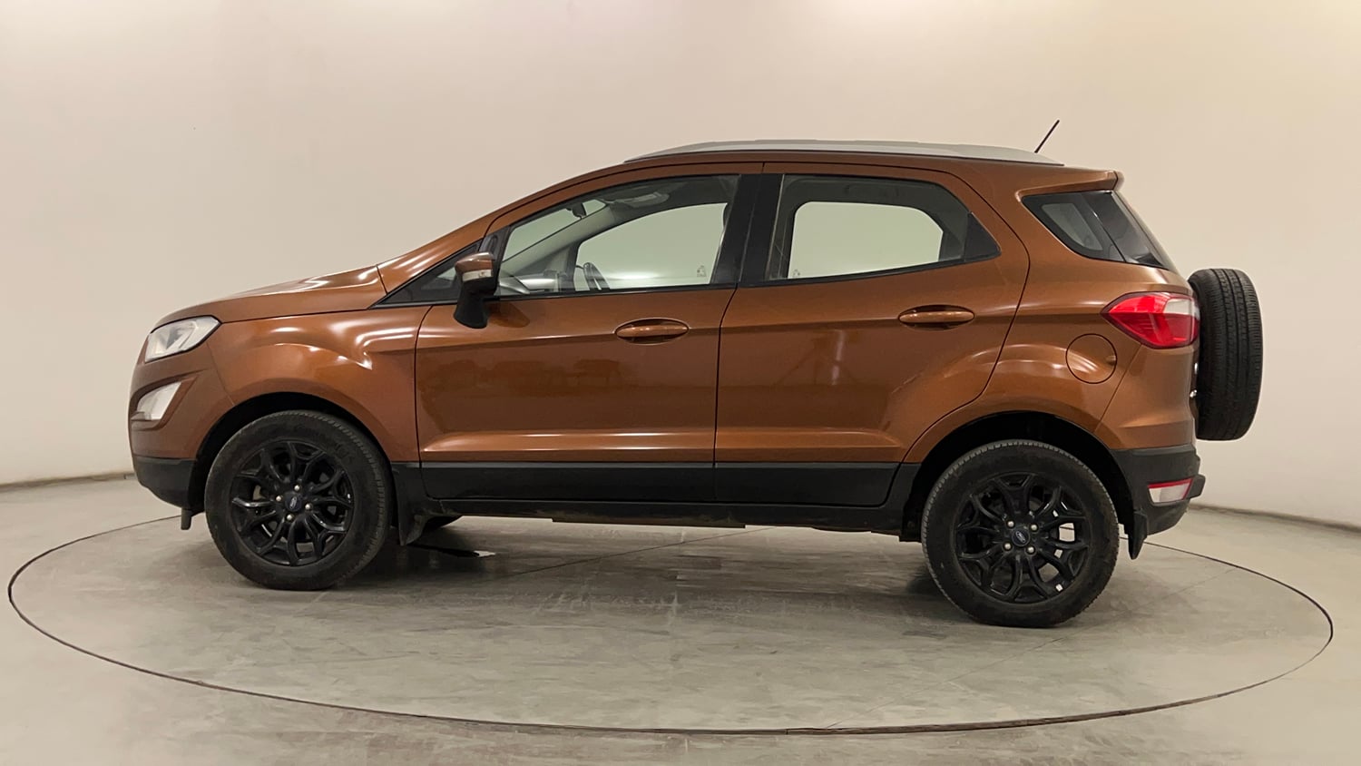 Used 2019 Ford EcoSport Titanium 1.5L TDCi Diesel Manual exterior LEFT SIDE VIEW