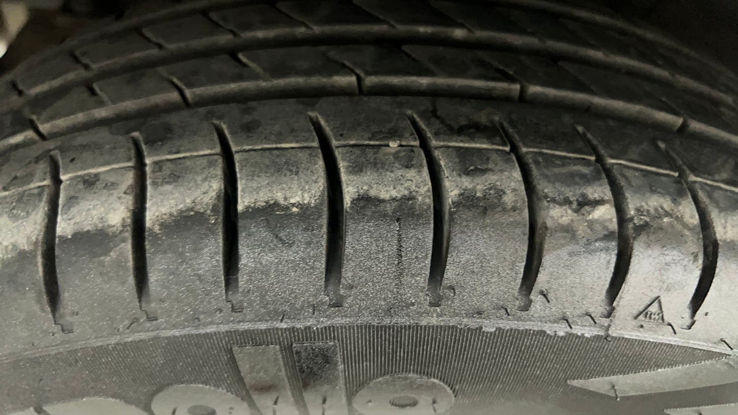 Used 2019 Hyundai Grand i10 Magna 1.2 Kappa VTVT Petrol Manual tyres RIGHT REAR TYRE TREAD VIEW