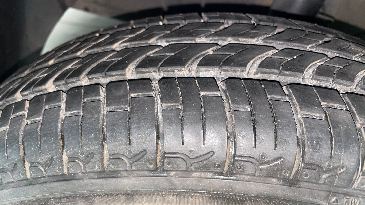 Used 2021 Hyundai Santro Magna Petrol Manual tyres LEFT FRONT TYRE TREAD VIEW