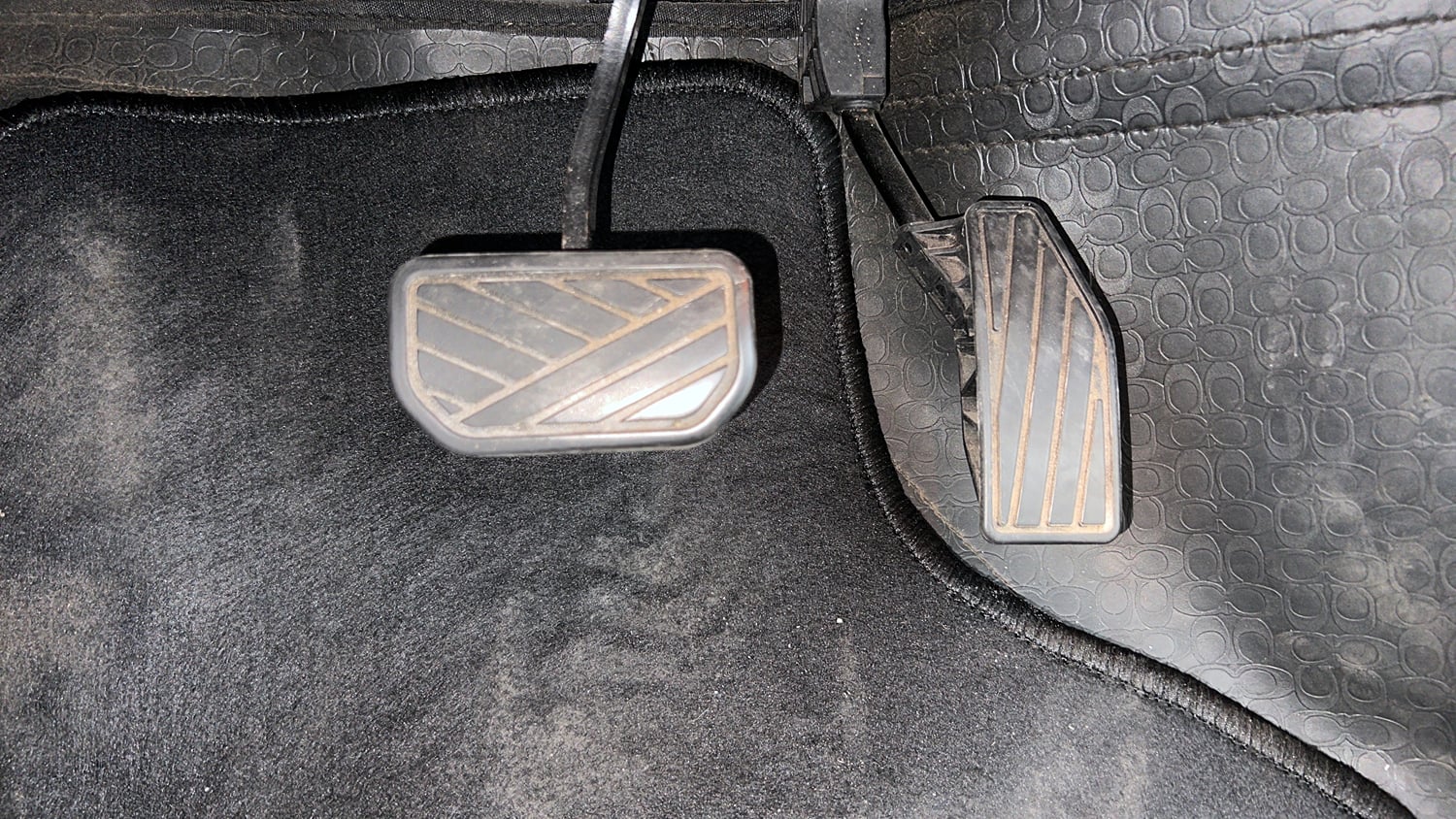 Used 2023 Maruti Suzuki Baleno Zeta AGS Petrol Automatic interior PEDALS VIEW