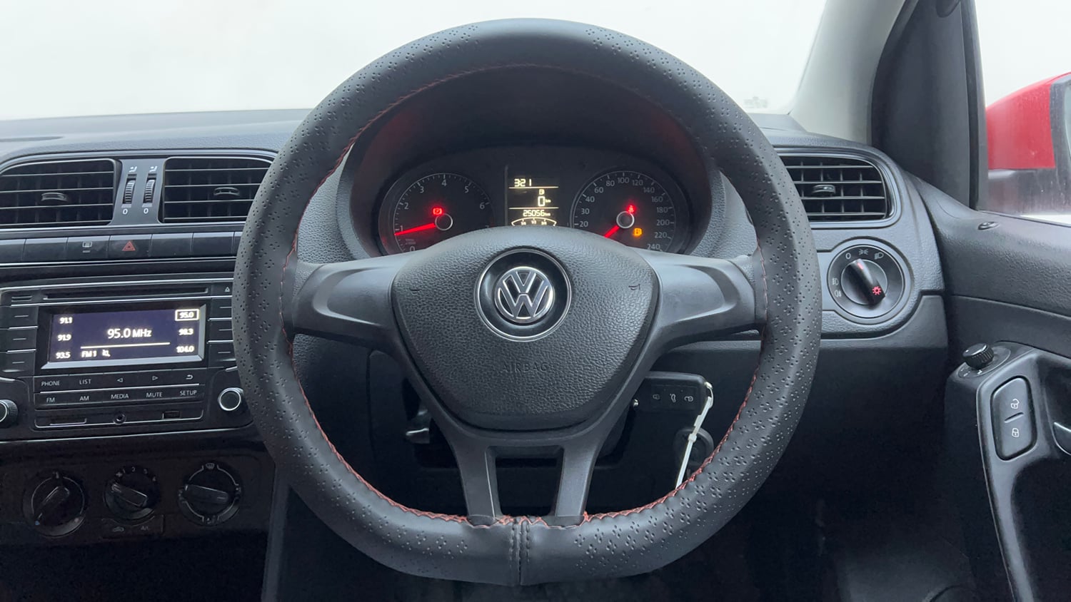 Used 2021 Volkswagen Polo Comfortline 1.0L MPI Petrol Manual interior STEERING VIEW