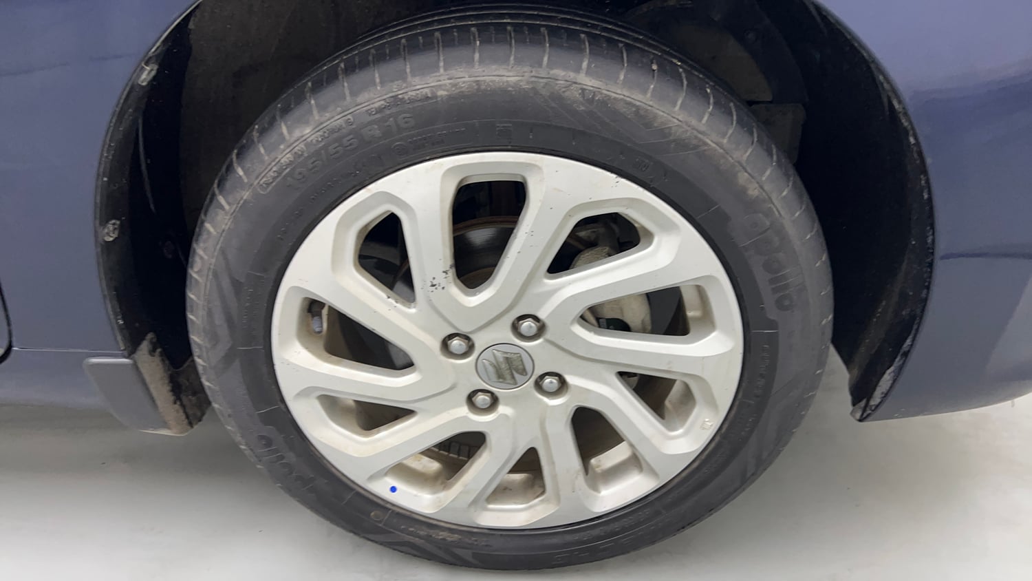 Used 2024 Maruti Suzuki Baleno Zeta MT Petrol Manual tyres RIGHT FRONT TYRE RIM VIEW