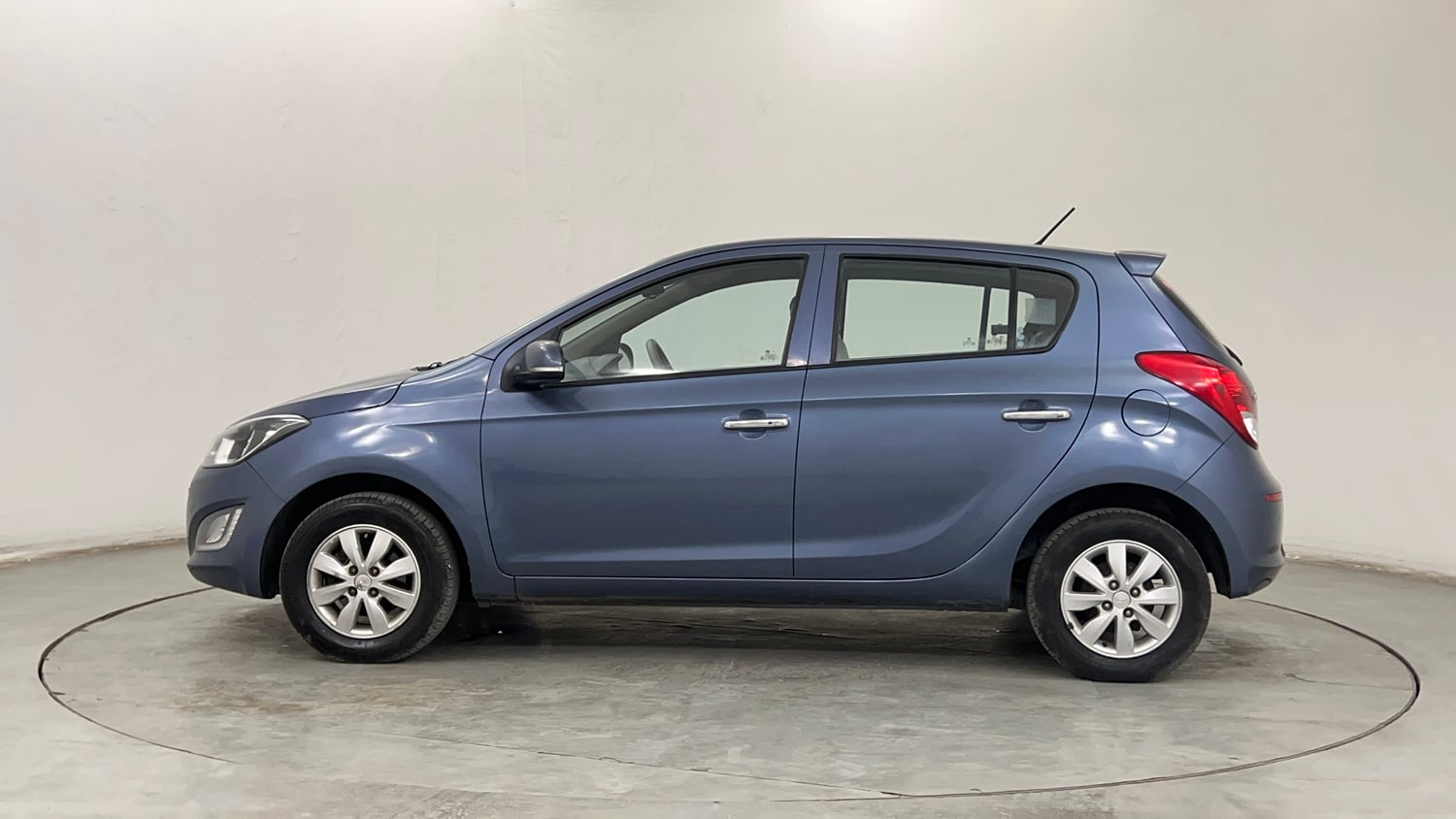 Used 2014 Hyundai i20 Asta 1.2 Petrol Manual exterior LEFT SIDE VIEW