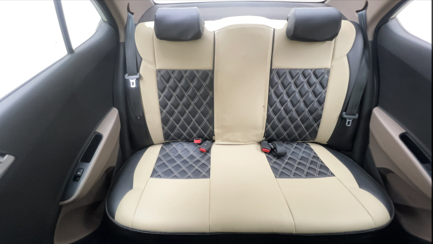 Used 2017 Hyundai Xcent S 1.1 CRDi Diesel Manual interior REAR SEAT CONDITION VIEW