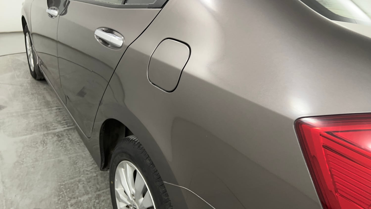 Used 2012 Honda City 1.5 V MT Petrol Manual dents MINOR SCRATCH