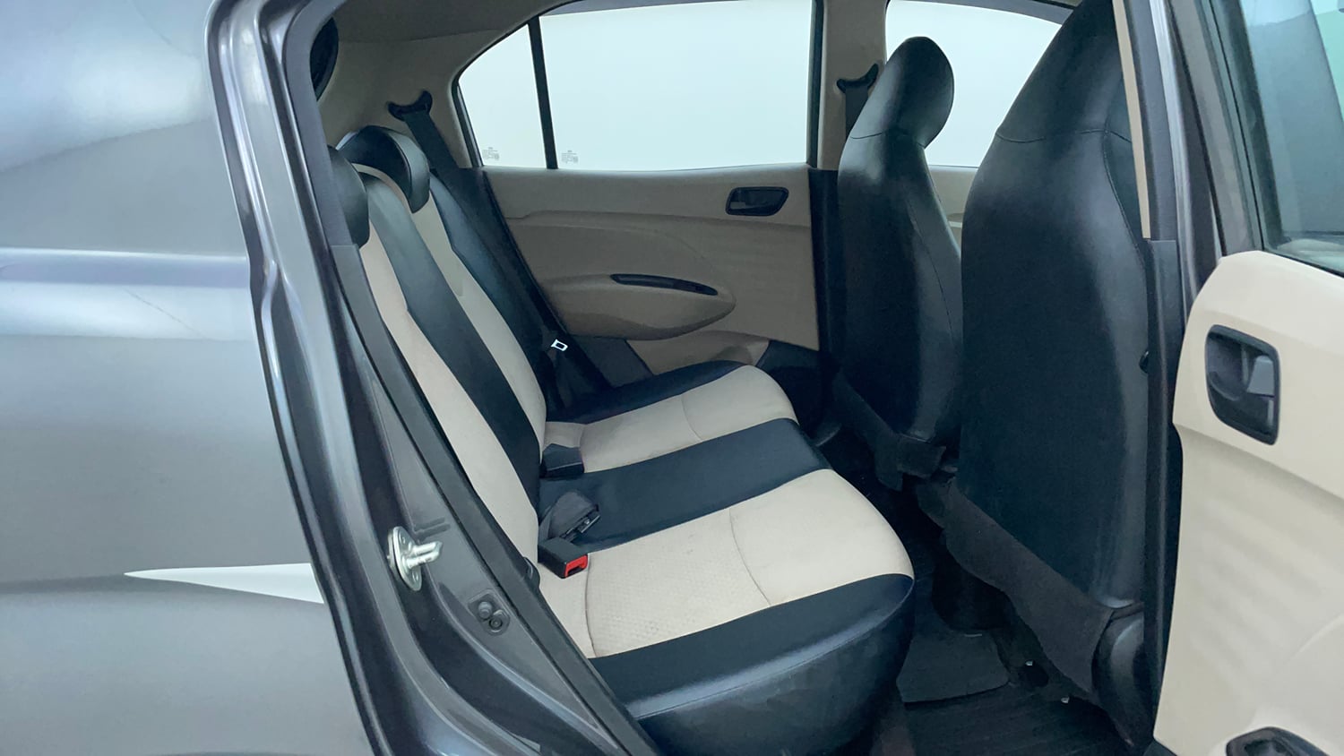 Used 2021 Hyundai Santro Magna Petrol Manual interior RIGHT SIDE REAR DOOR CABIN VIEW
