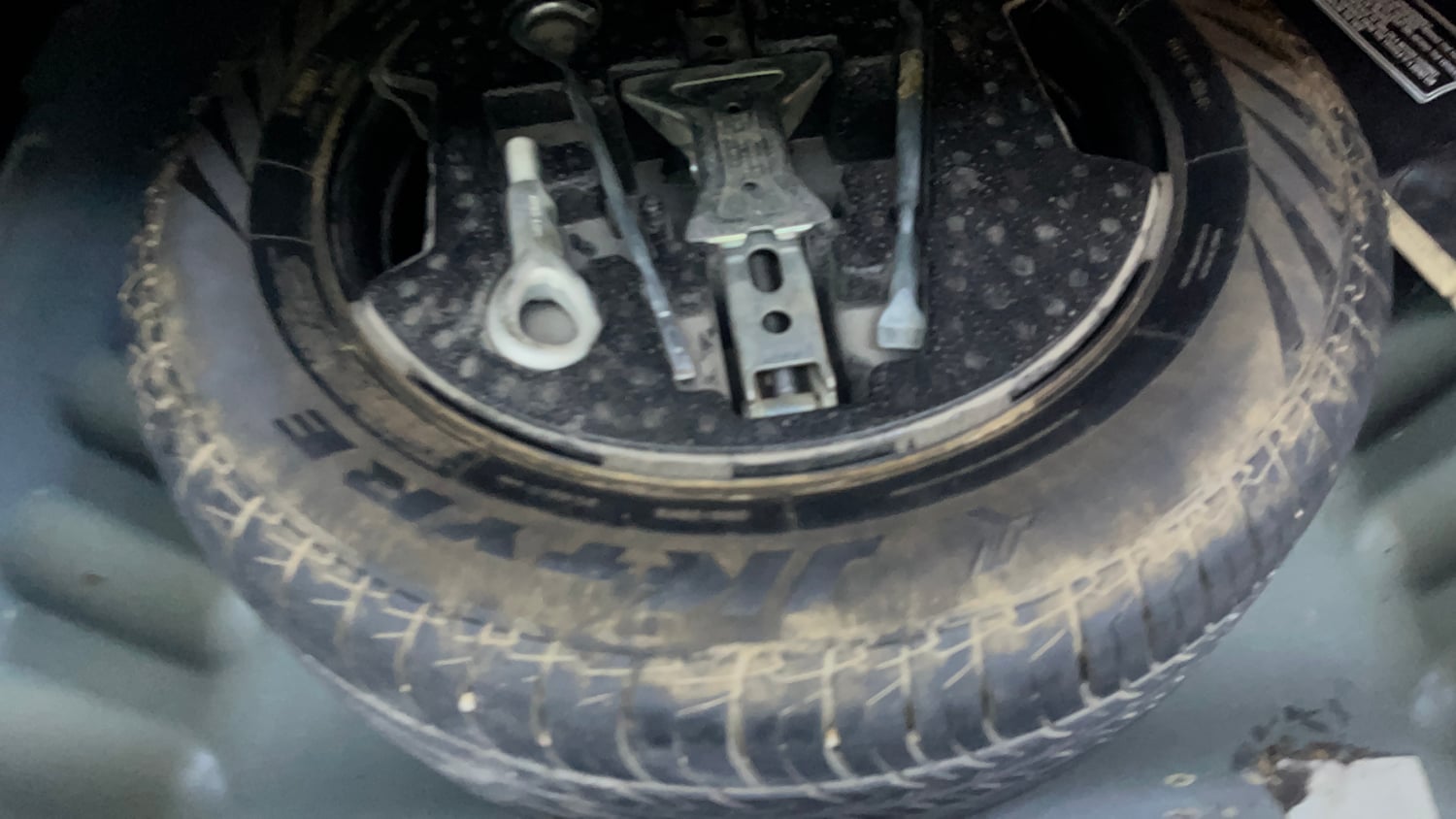 Used 2018 Maruti Suzuki S-Cross Zeta 1.3 Diesel Manual tyres SPARE TYRE VIEW