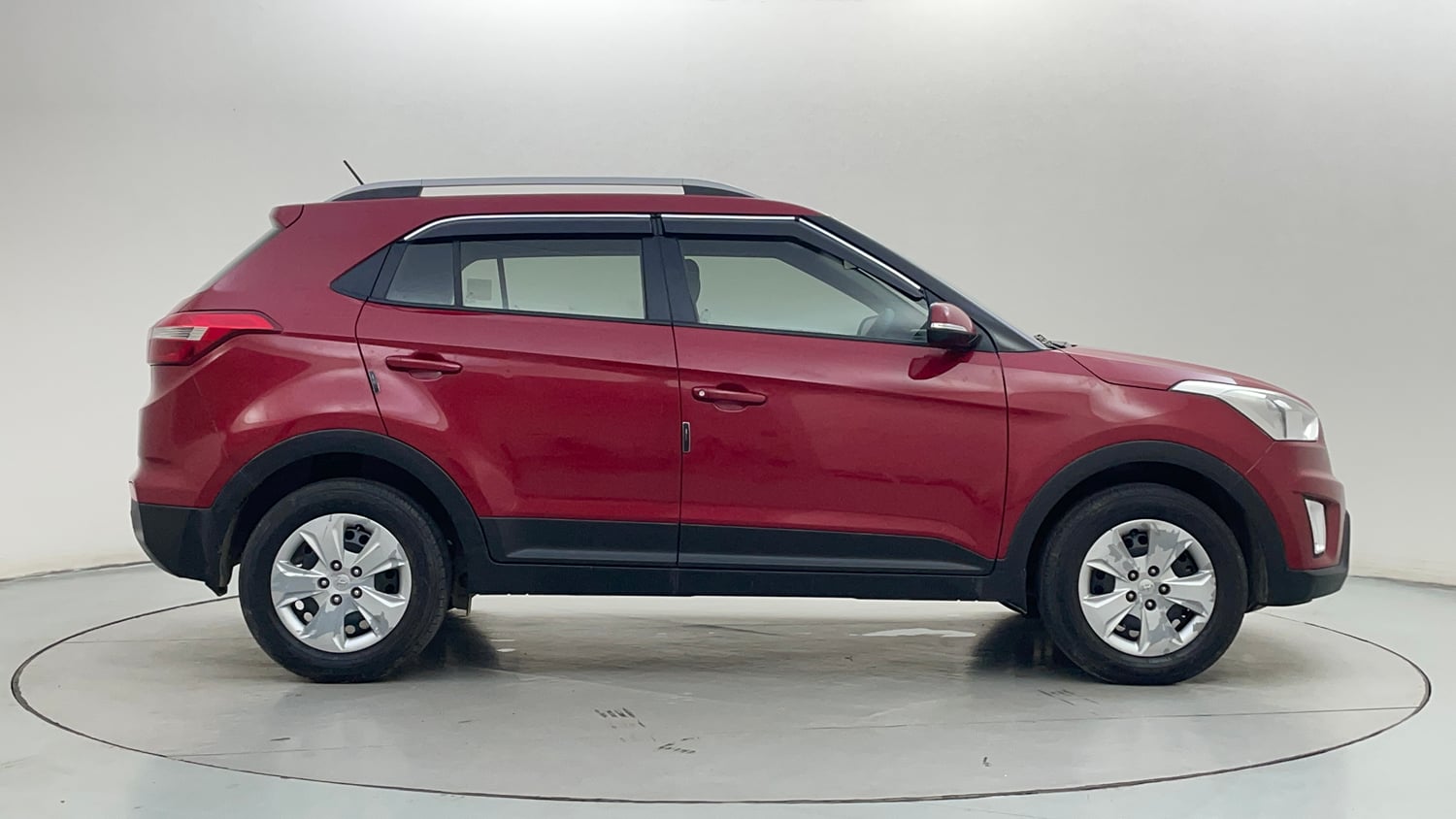Used 2017 Hyundai Creta E Plus 1.6 Petrol Petrol Manual exterior RIGHT SIDE VIEW