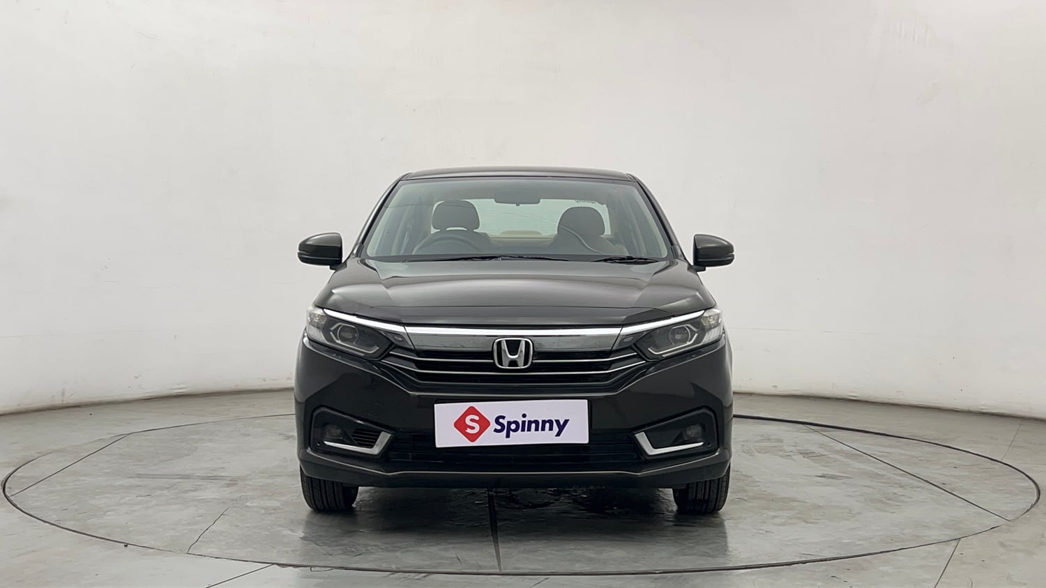 Used 2023 Honda Amaze VX 1.2 Petrol CVT Petrol Automatic exterior FRONT VIEW