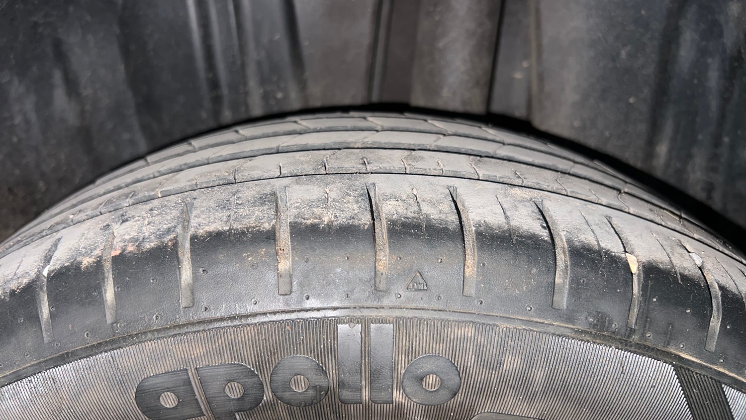 Used 2023 Maruti Suzuki Baleno Zeta AGS Petrol Automatic tyres LEFT REAR TYRE TREAD VIEW