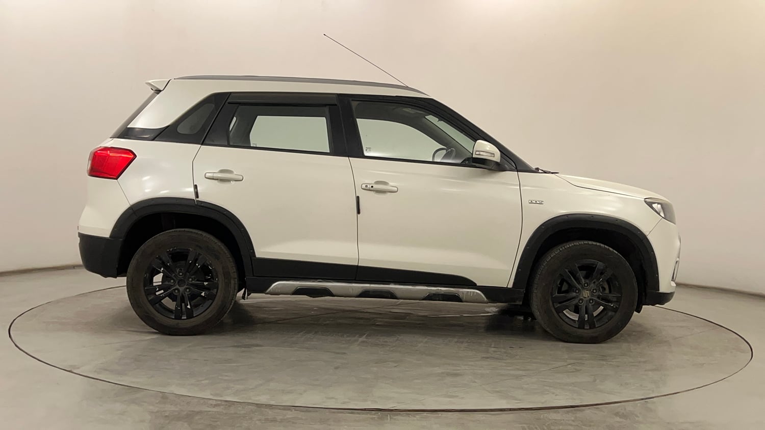 Used 2019 Maruti Suzuki Vitara Brezza [2016-2020] ZDi Plus Diesel Manual exterior RIGHT SIDE VIEW