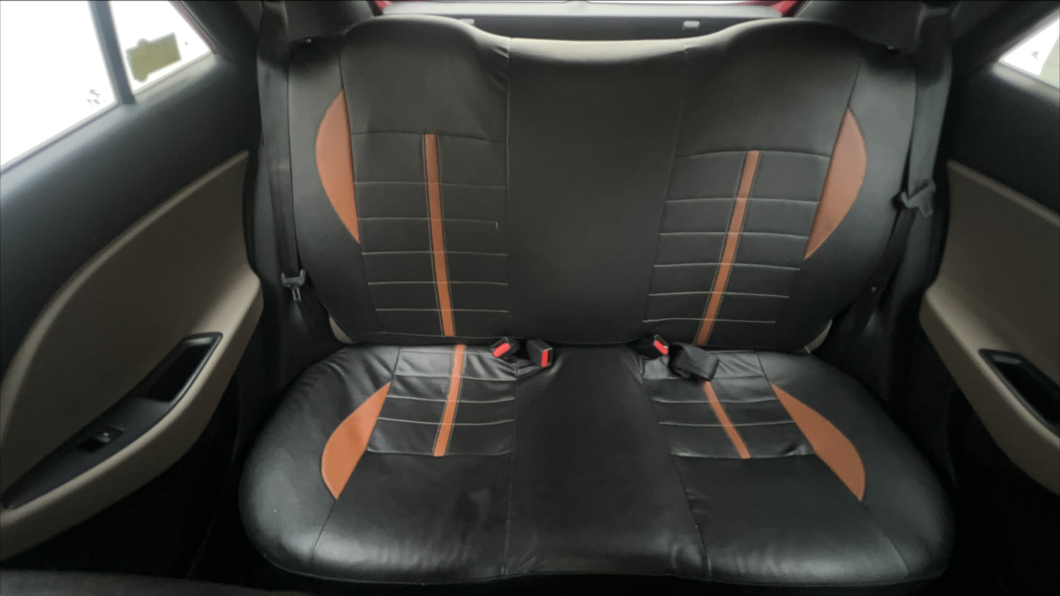 Used 2016 Hyundai Elite i20 Sportz 1.2 Petrol Manual interior REAR SEAT CONDITION VIEW