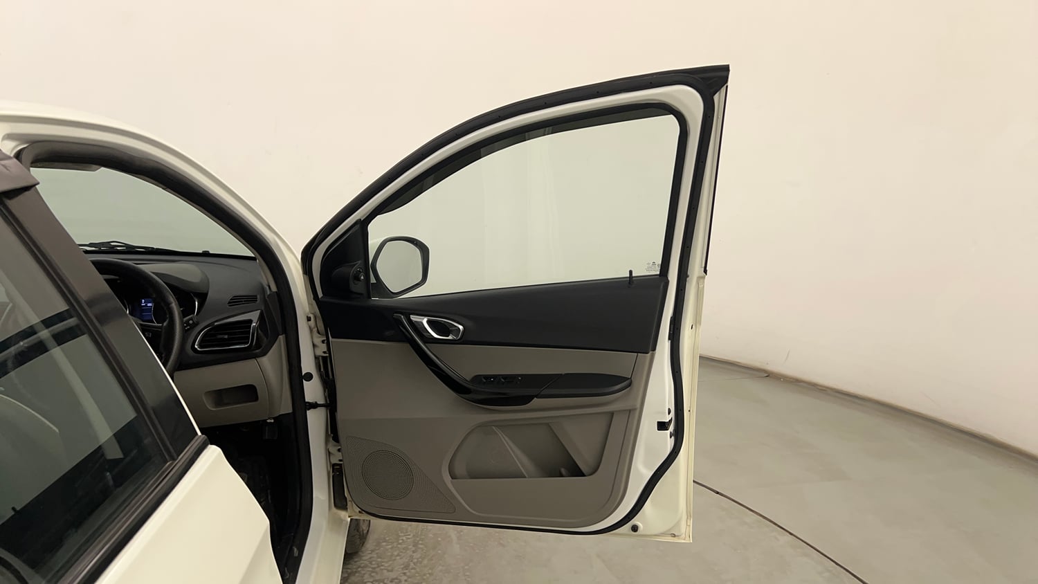 Used 2018 Tata Tiago Revotron XZ Petrol Manual interior RIGHT FRONT DOOR OPEN VIEW