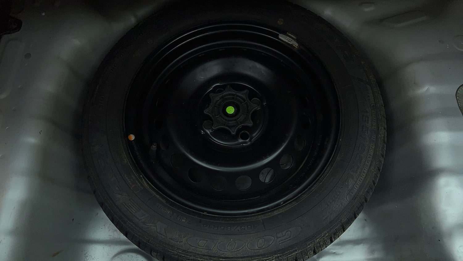 Used 2013 Hyundai Grand i10 Magna 1.2 Kappa VTVT Petrol Manual tyres SPARE TYRE VIEW