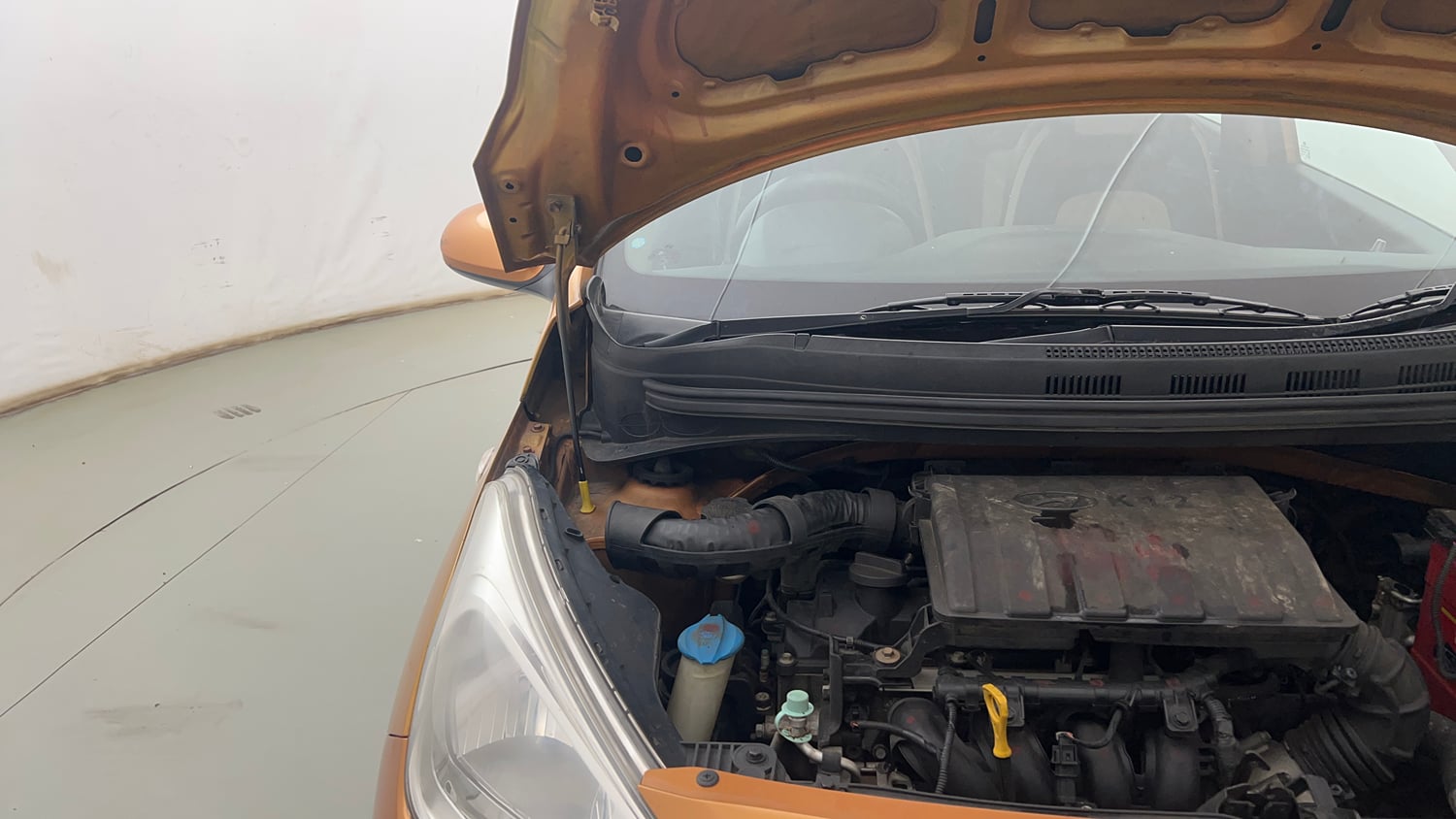 Used 2017 Hyundai Grand i10 Sportz 1.2 Kappa VTVT Petrol Manual engine ENGINE RIGHT SIDE HINGE & APRON VIEW