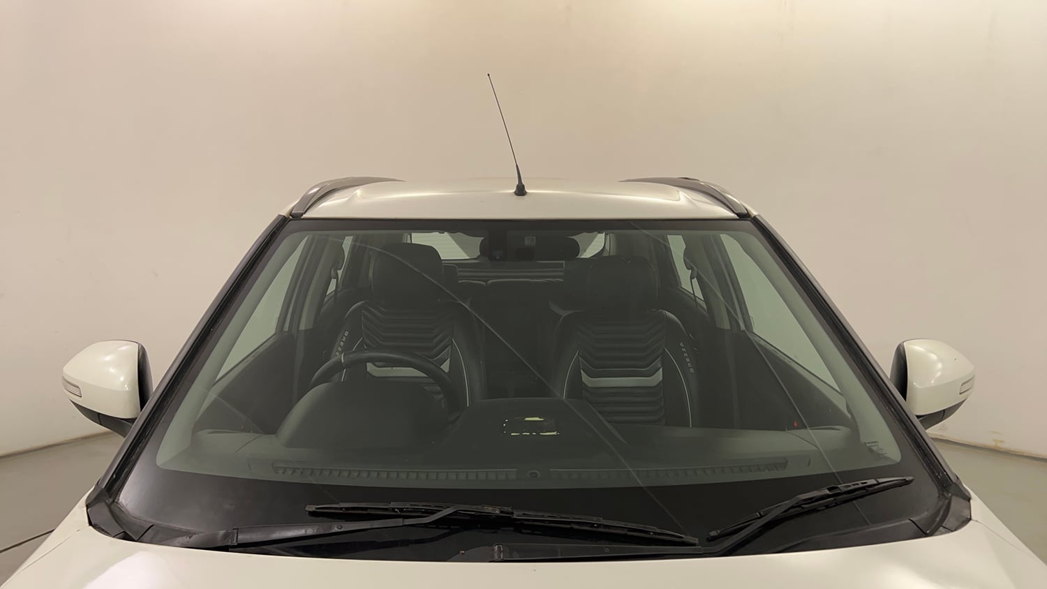 Used 2019 Maruti Suzuki Vitara Brezza [2016-2020] ZDi Plus Diesel Manual exterior FRONT WINDSHIELD VIEW