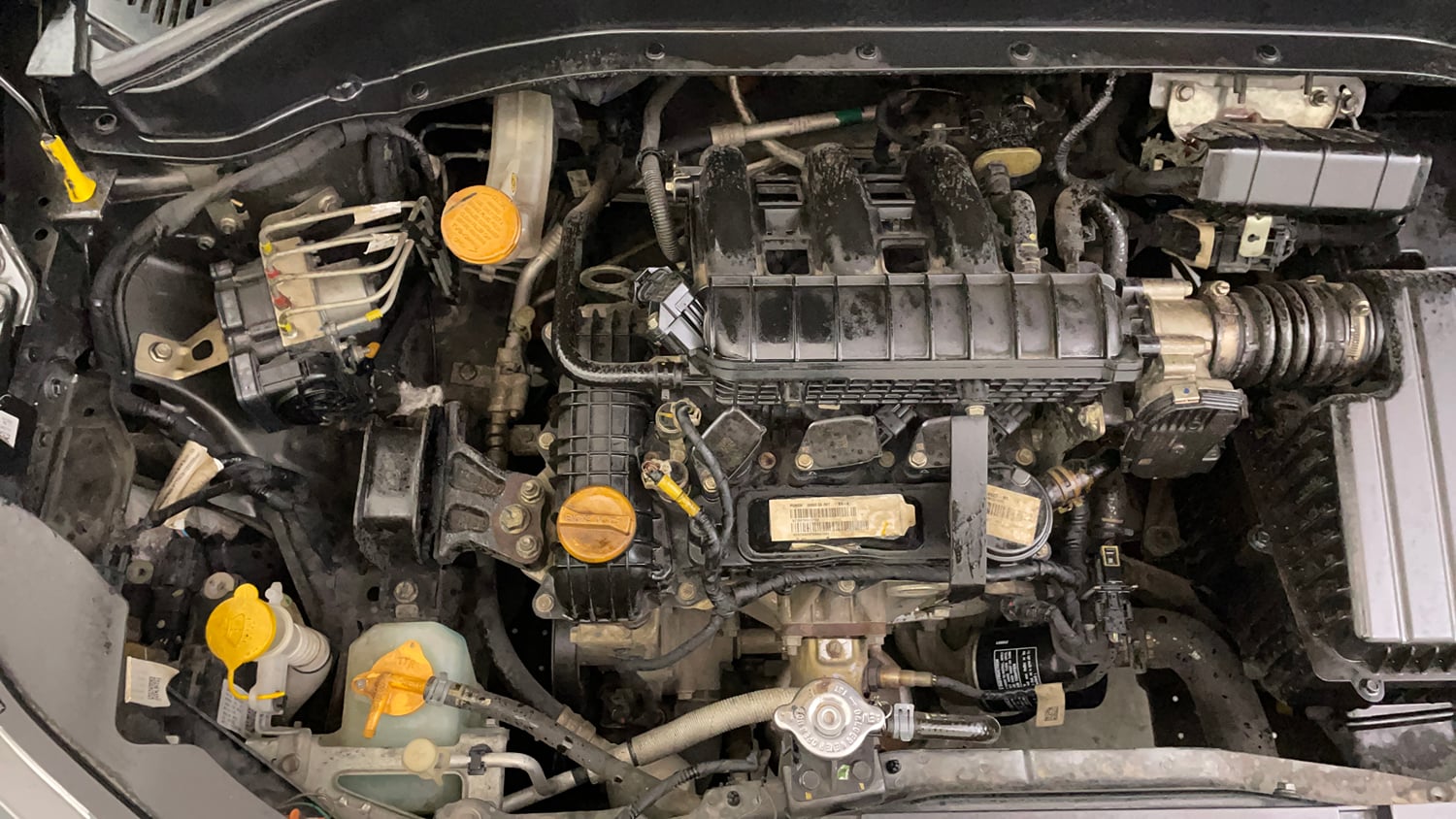 Used 2023 Tata Punch Accomplished MT Petrol Manual engine ENGINE RIGHT SIDE VIEW