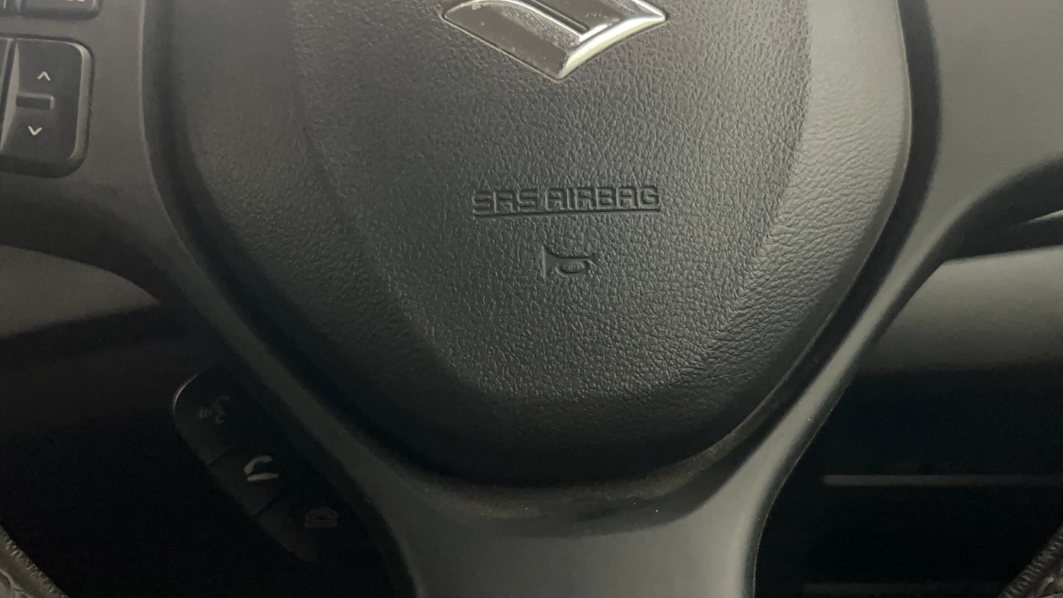 Used 2020 Maruti Suzuki Baleno Alpha Automatic Petrol Automatic top_features Airbags