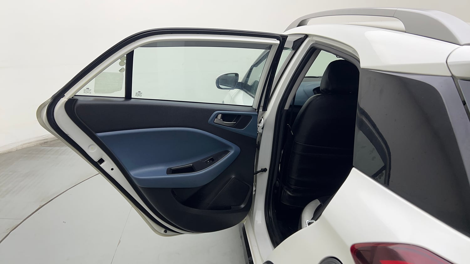 Used 2016 Hyundai i20 Active 1.2 SX Petrol Manual interior LEFT REAR DOOR OPEN VIEW