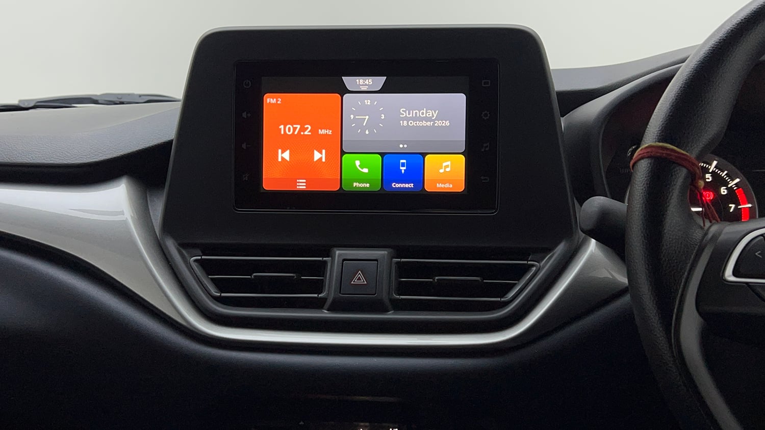Used 2025 Maruti Suzuki Baleno Delta MT Petrol Manual top_features Integrated (in-dash) music system